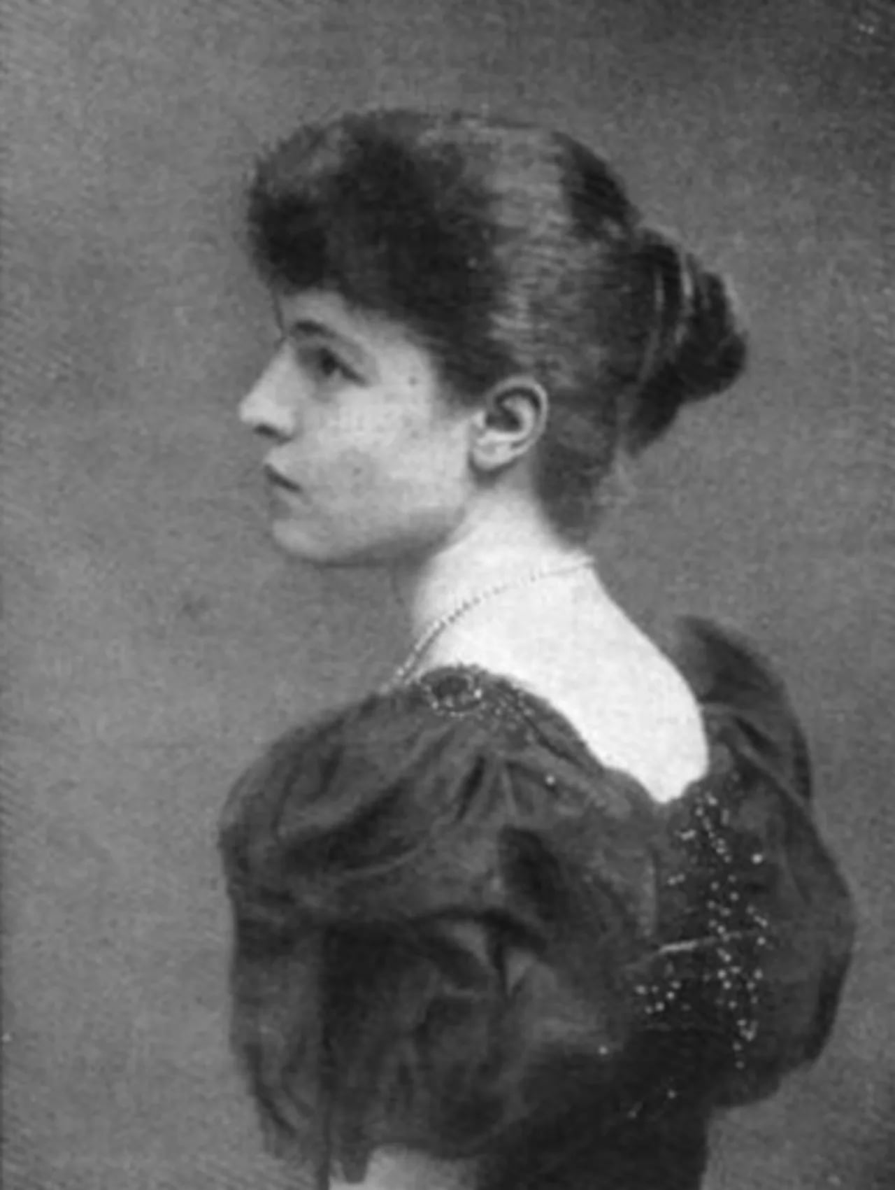 Porträt von Violet Spender Clay (1877–1972) – Gedenkseite