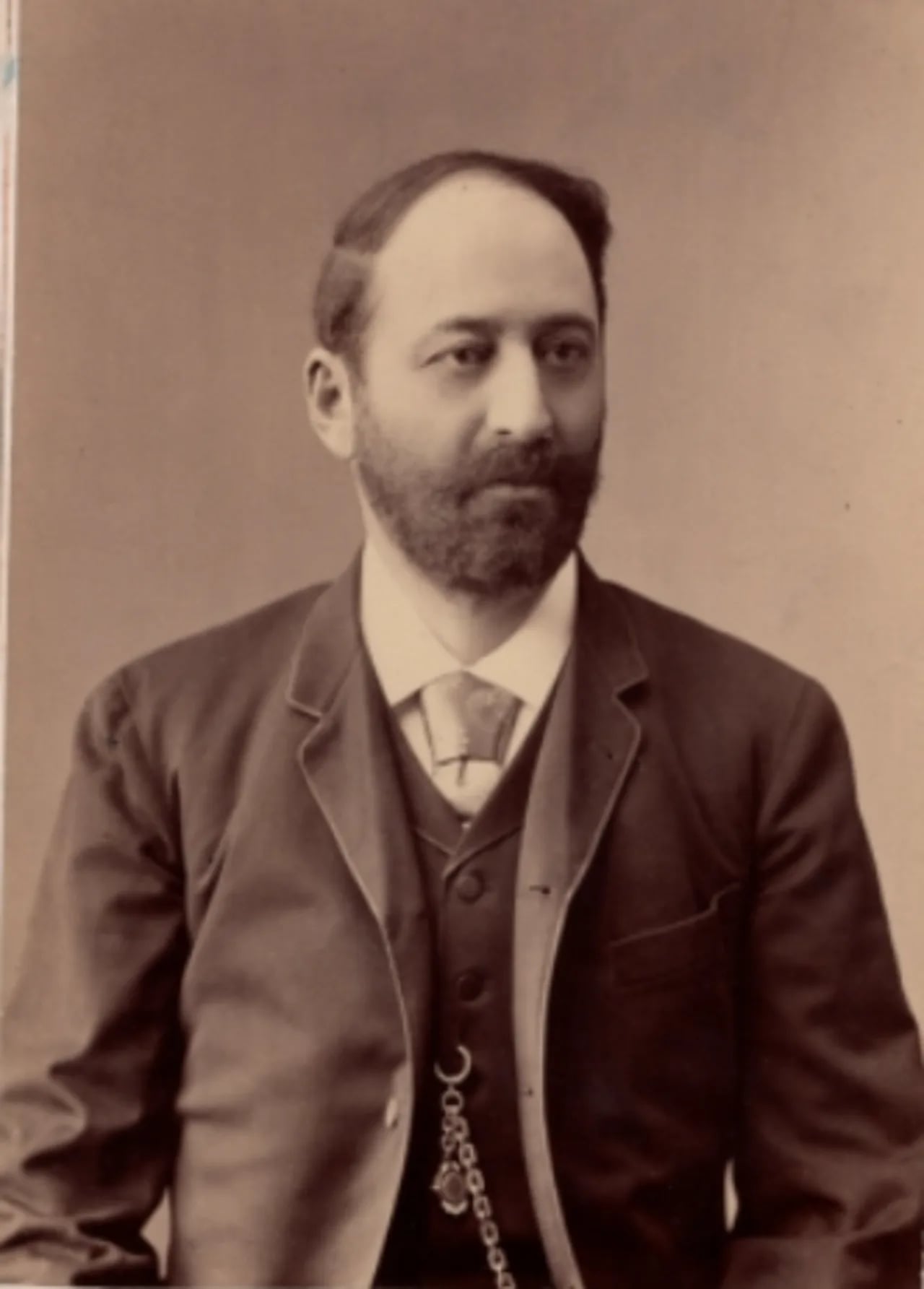 Portrait of Smbat Shahaziz (1840–1908) – memorial page