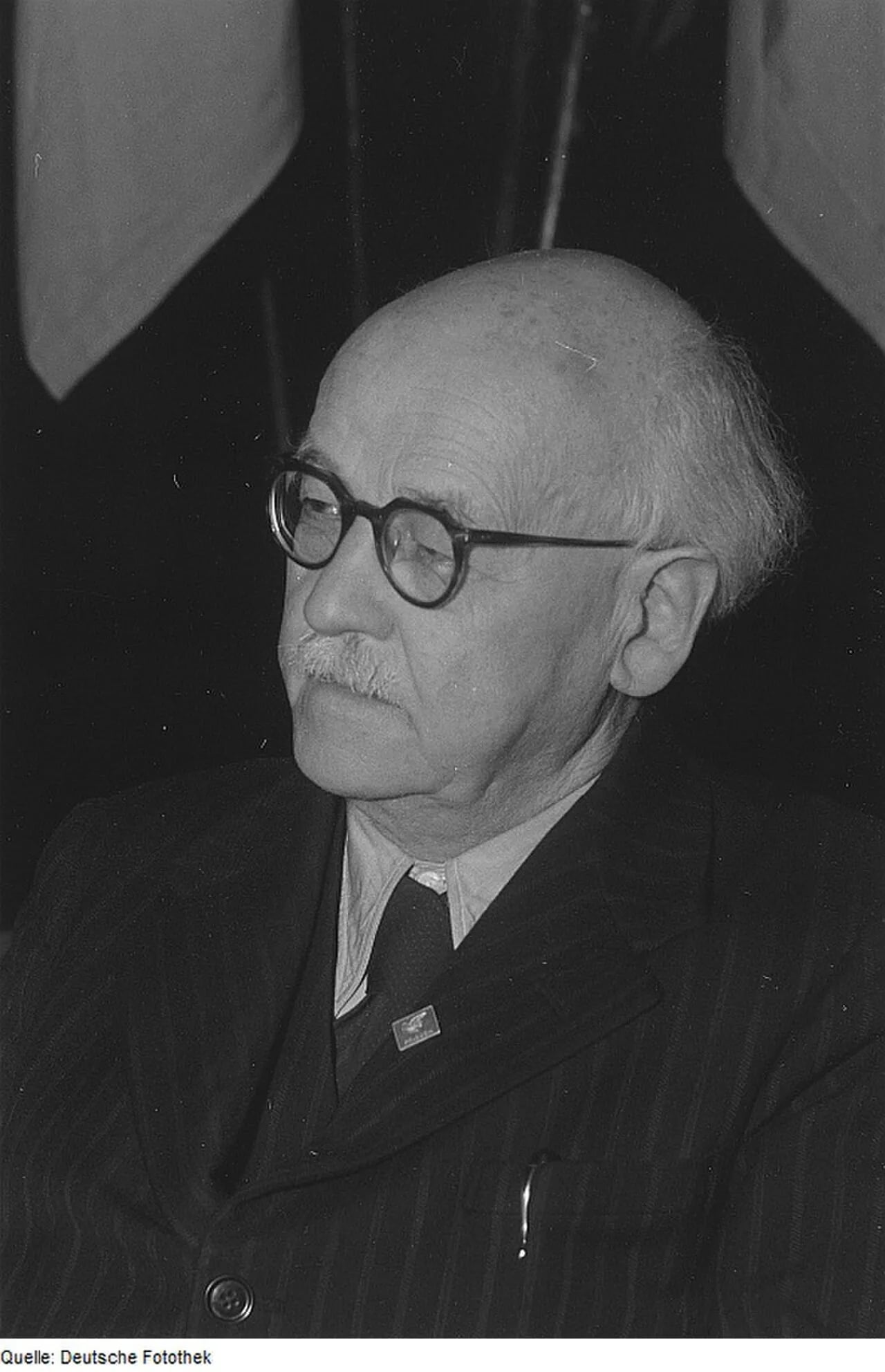 Porträt von Emil Fuchs (1874–1971) – Gedenkseite