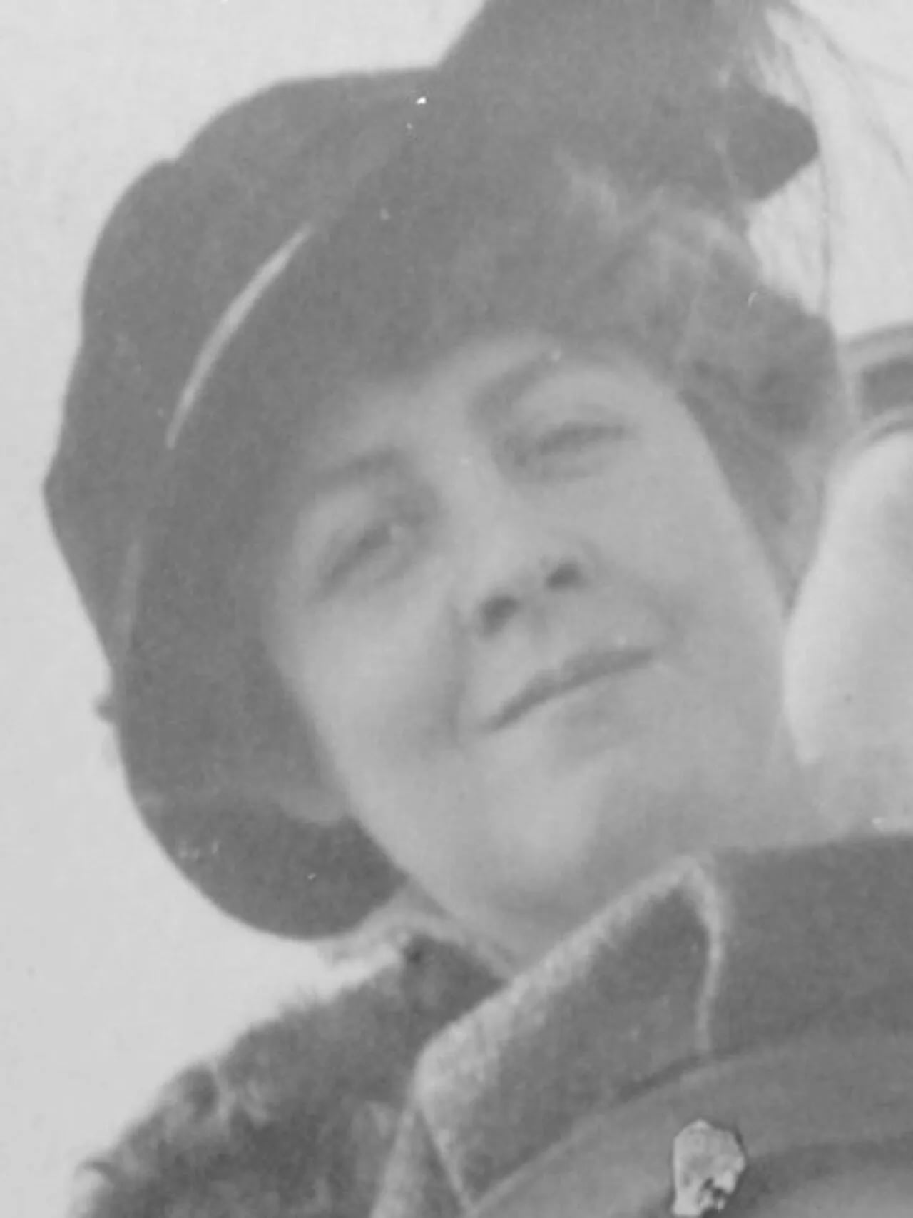 Portrait of Anna Snyder (1885–1938) – memorial page