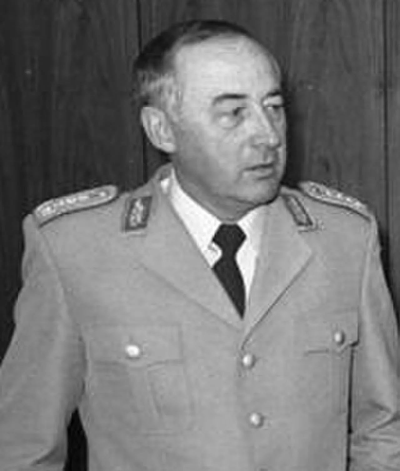 Portrait of Wolfgang Altenburg (1928–2023) – memorial page