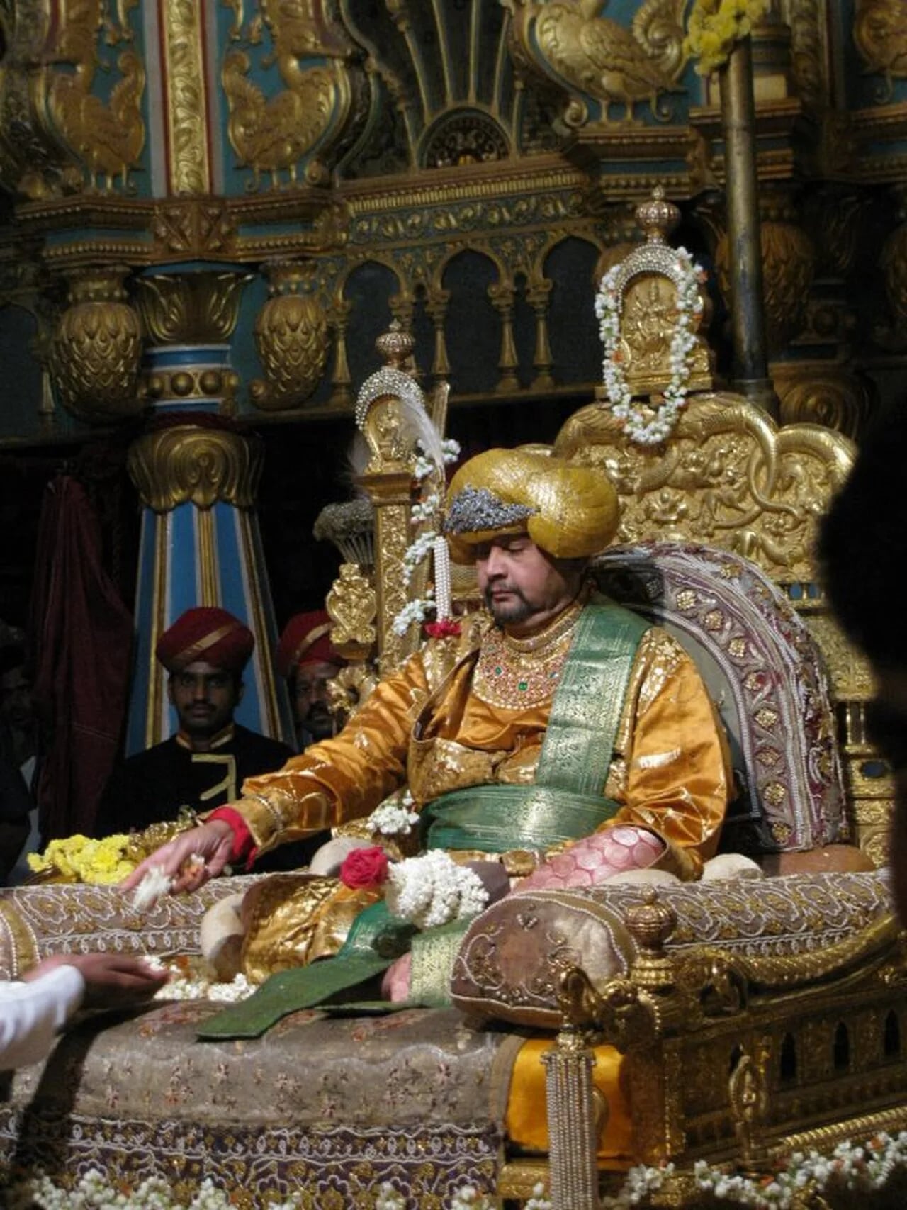 Porträt von srikanta datta narasimha raja wadiyar (1953–2013) – Gedenkseite