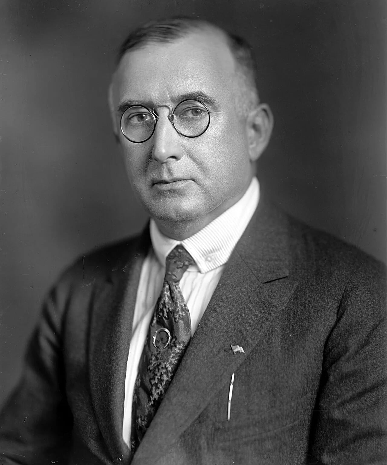 Portrait of Carville Benson (1872–1929) – memorial page