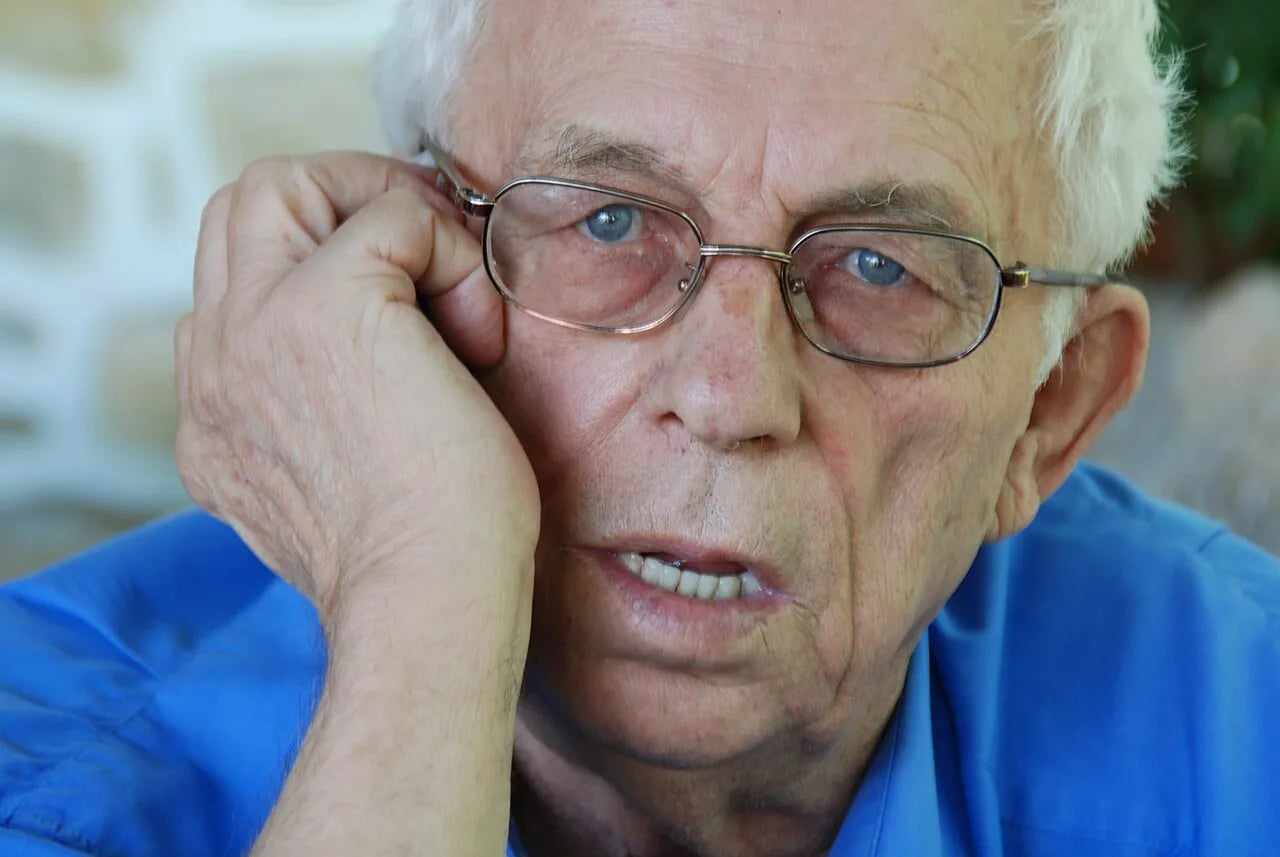 Porträt von Wladimir Schkodrow (1930–2010) – Gedenkseite