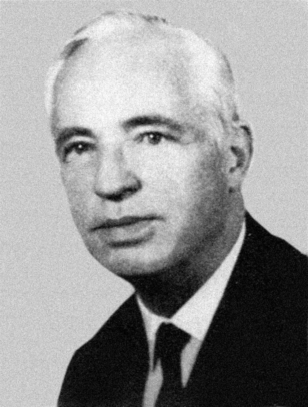 Portrait of Stanisław Szenic (1904–1987) – memorial page