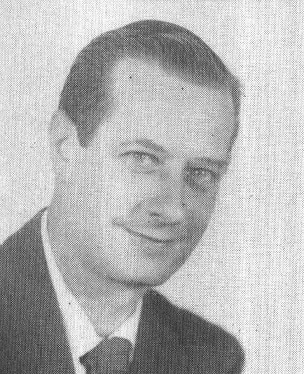 Portrait of Stuart J. Byrne (1913–2011) – memorial page