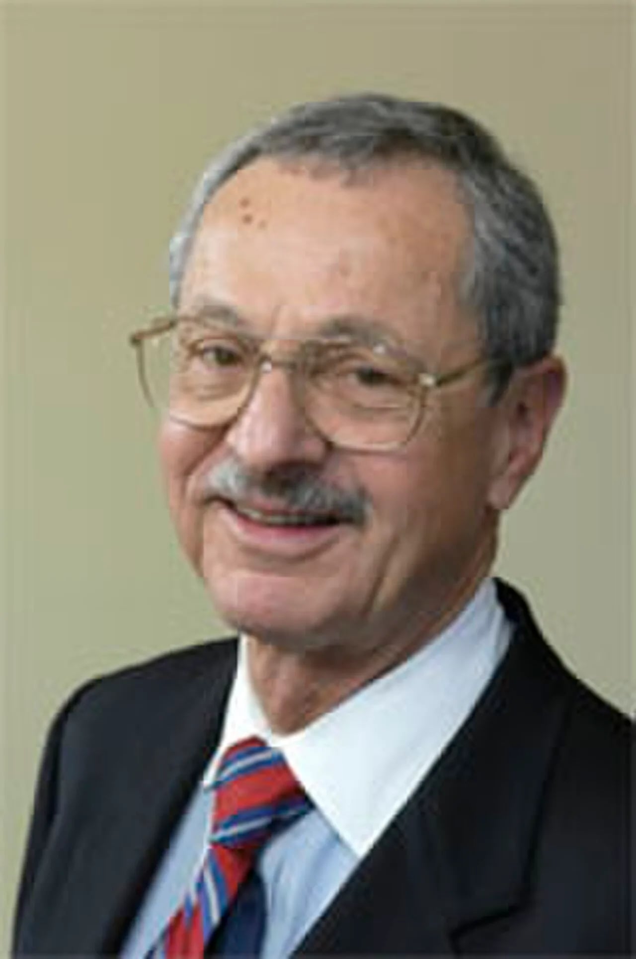 Portrait of Stuart Loory (1932–2015) – memorial page