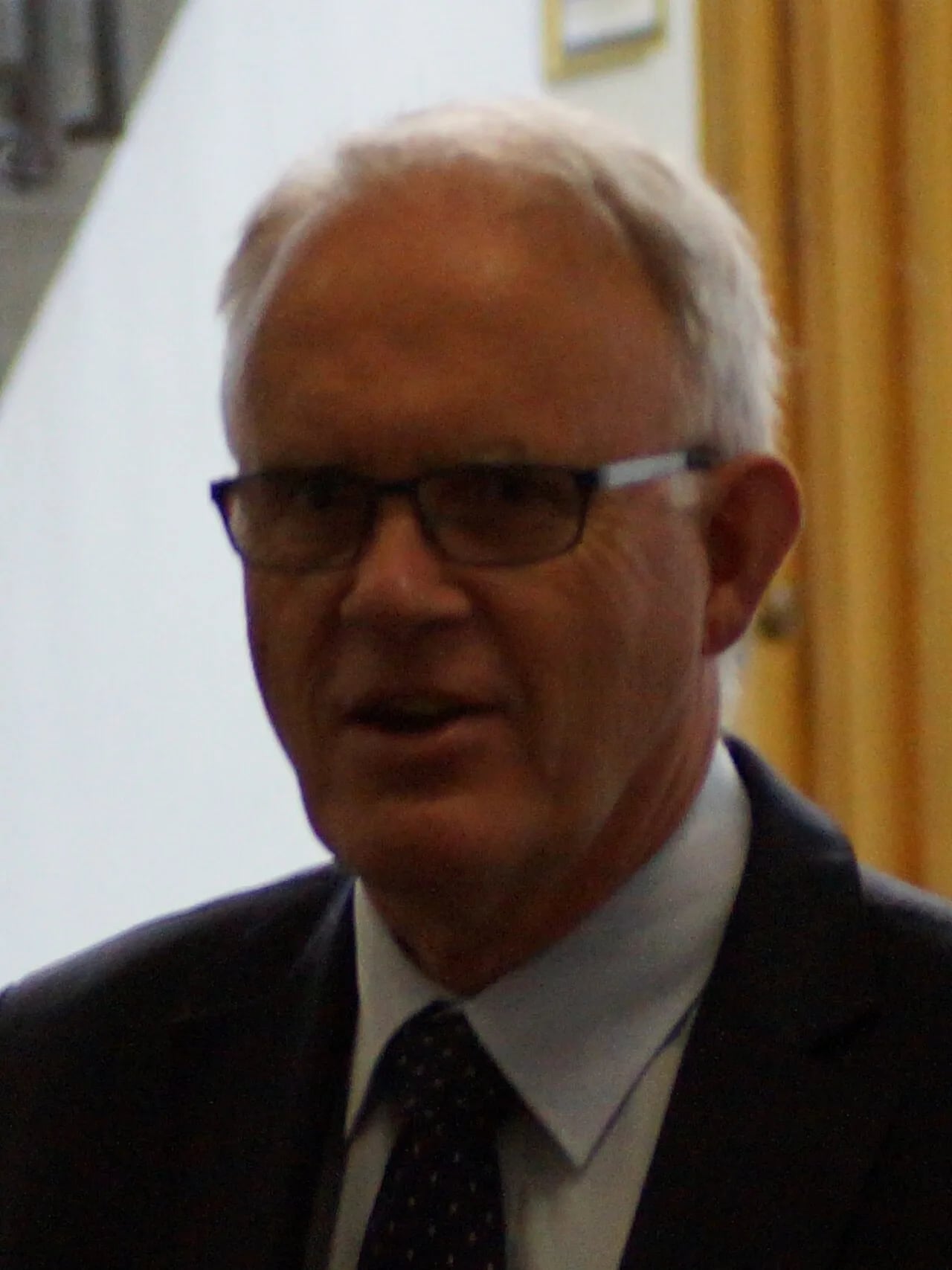 Portrait of Stuart McCutcheon (1954–2023) – memorial page
