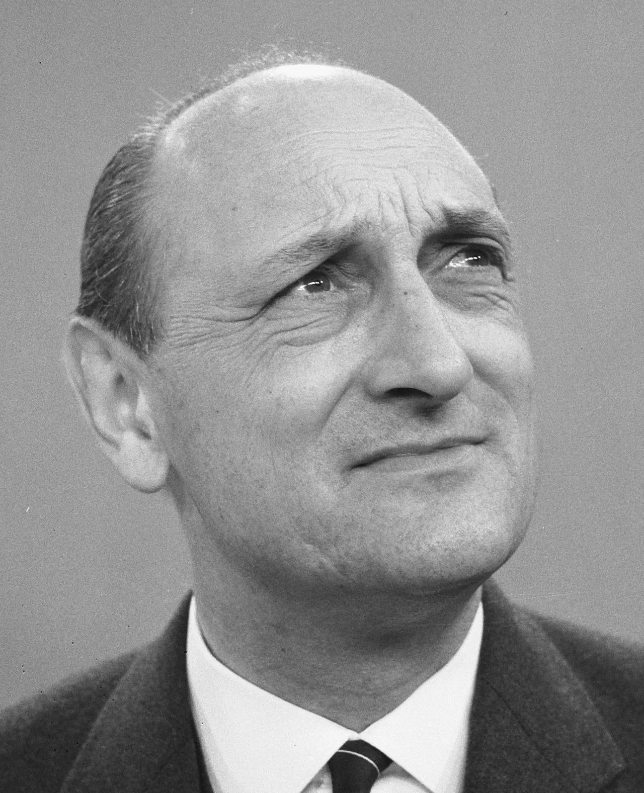Porträt von Edzo Toxopeus (1918–2009) – Gedenkseite