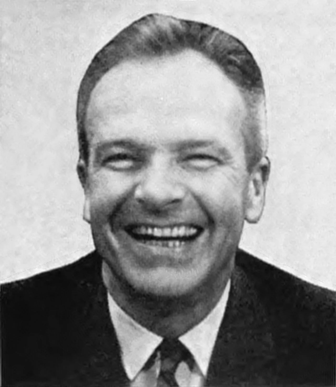 Portrait of Robert B. Duncan (1920–2011) – memorial page