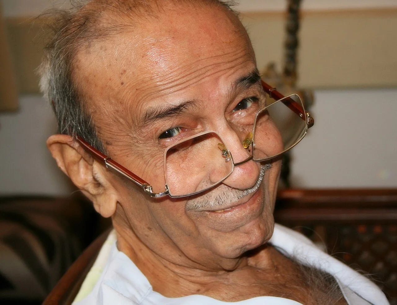 Porträt von Taarak Mehta (1929–2017) – Gedenkseite