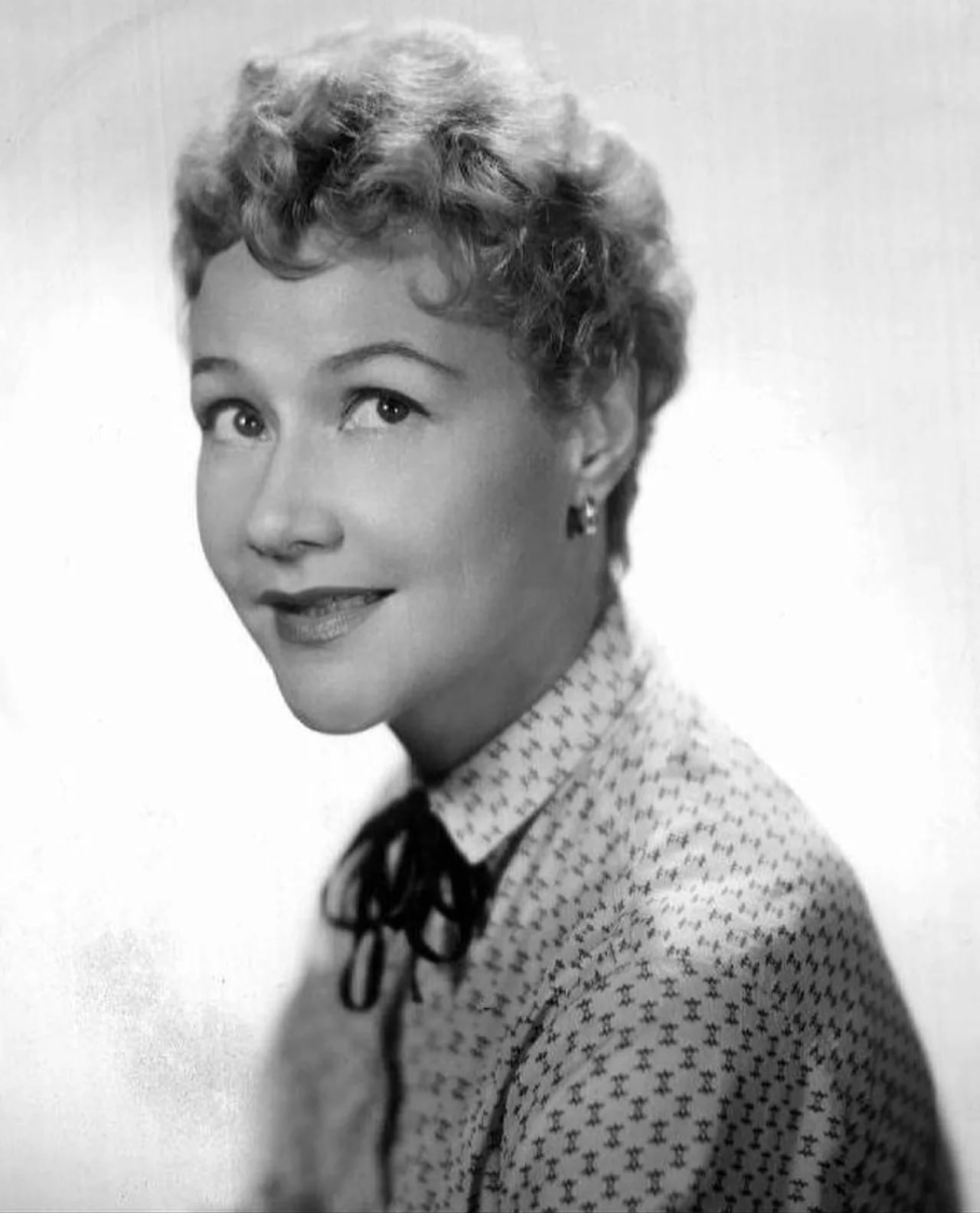 Porträt von Dody Goodman (1914–2008) – Gedenkseite