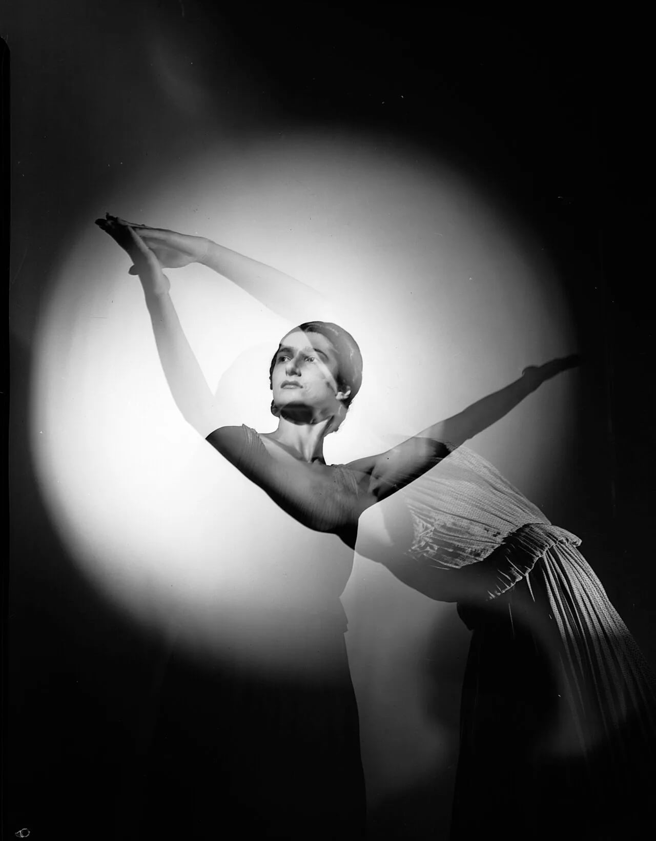 Porträt von Tamara Tchinarova (1919–2017) – Gedenkseite