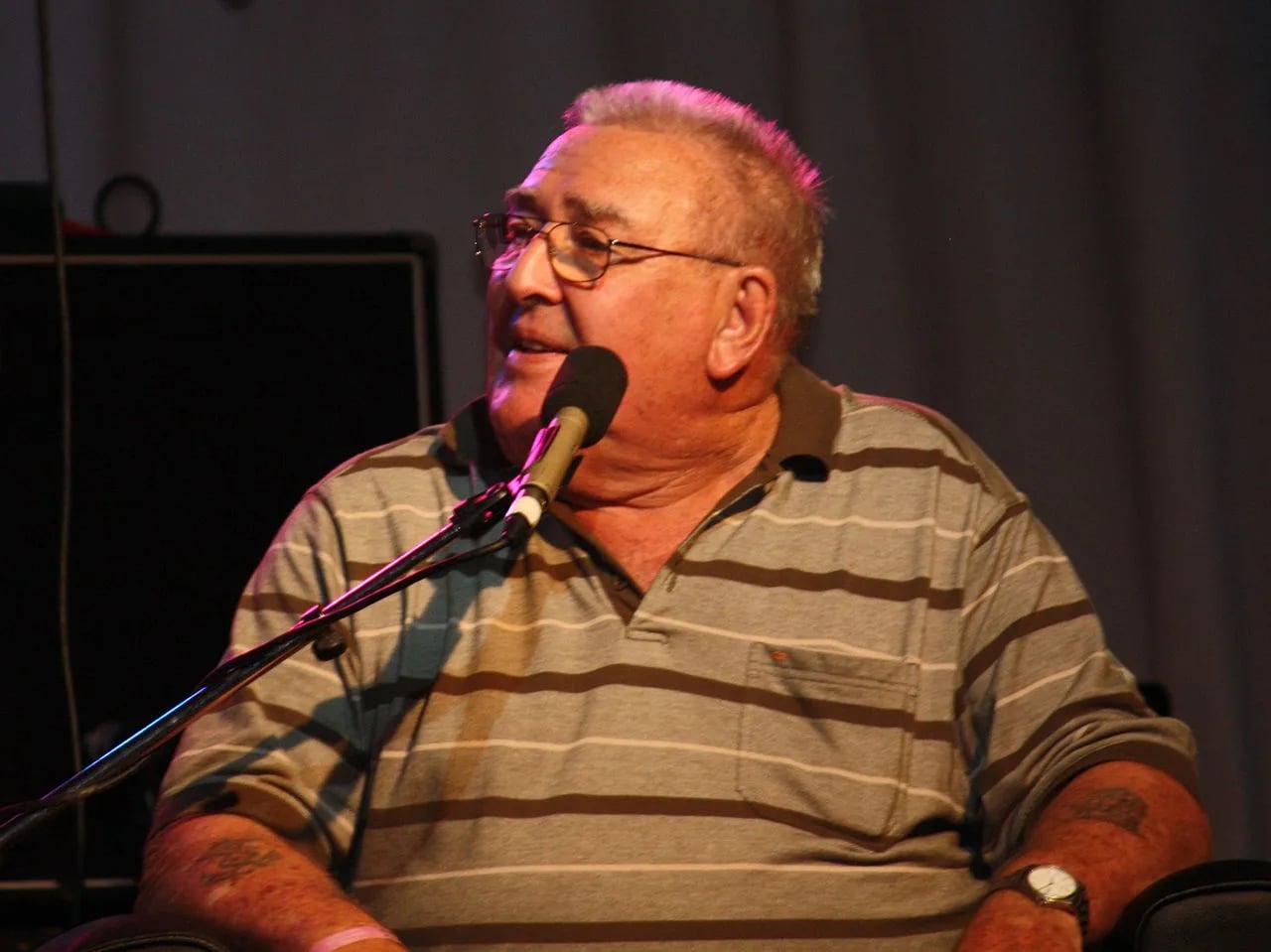 Porträt von Ted Egan (1932–2025) – Gedenkseite