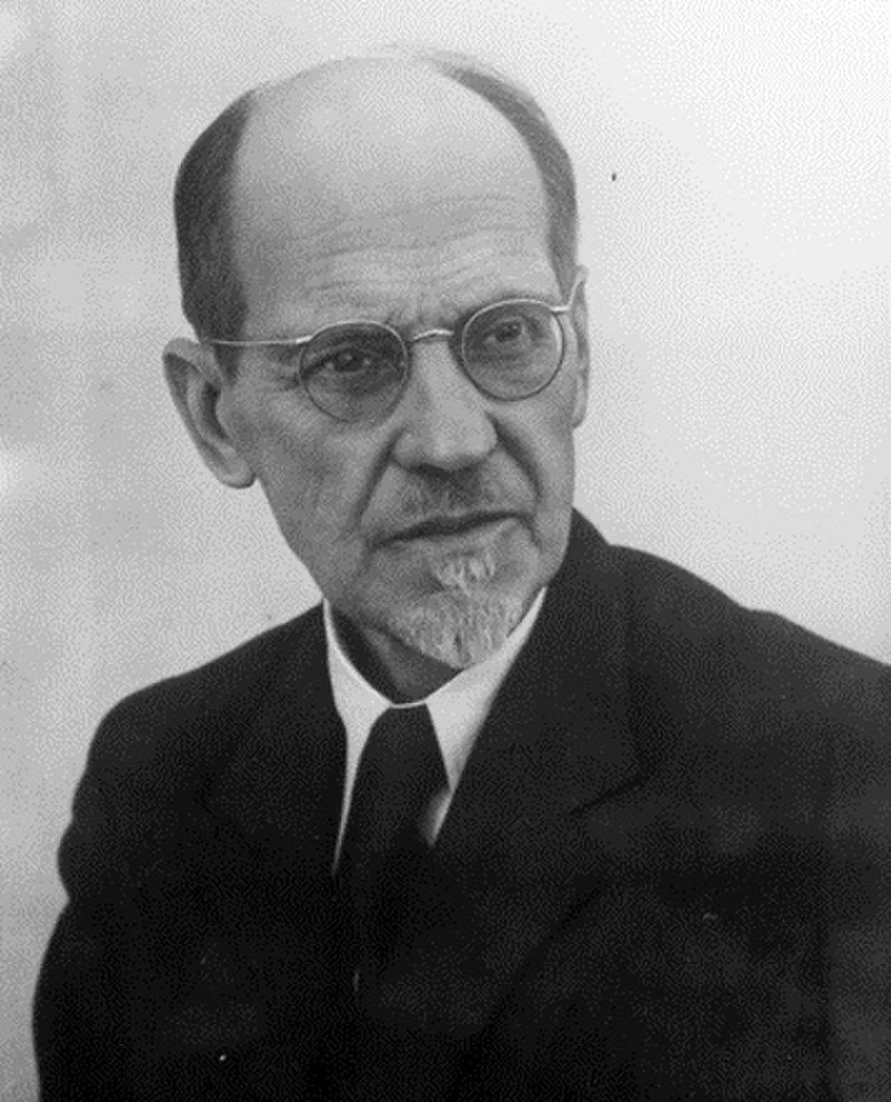 Portrait of Augusts Kirhenšteins (1872–1963) – memorial page