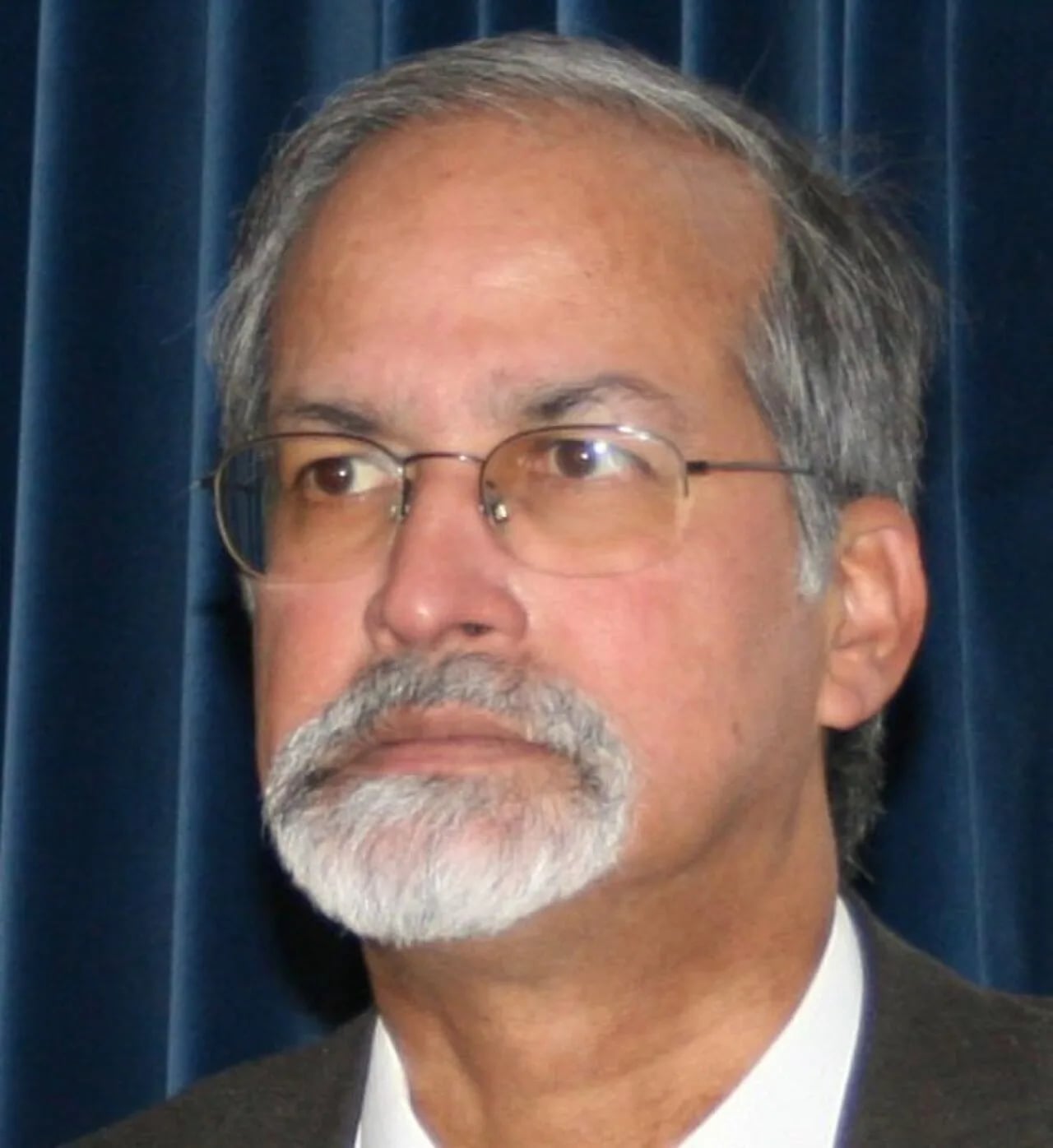 Porträt von Teotonio de Souza (1947–2019) – Gedenkseite