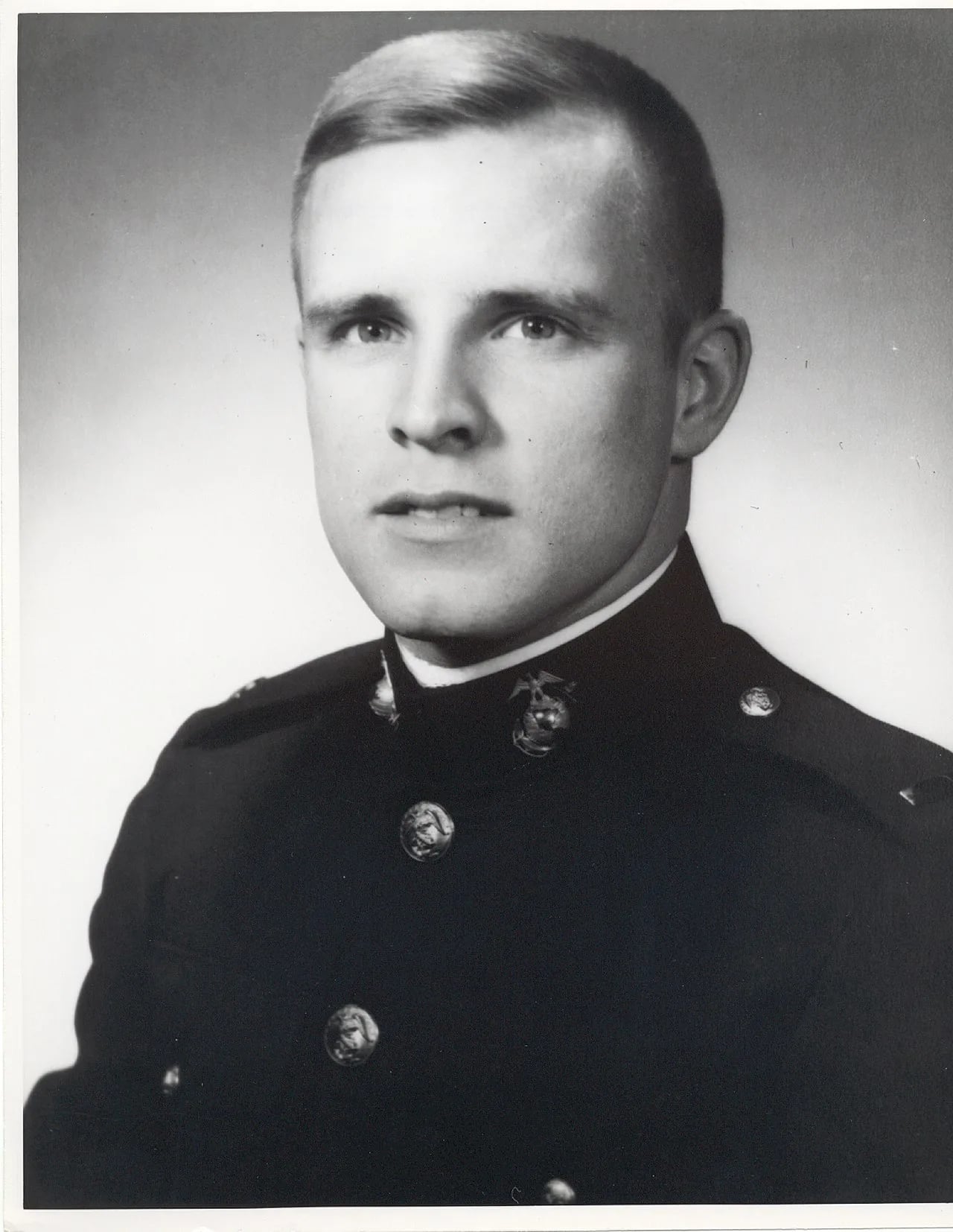 Porträt von Terrence C. Graves (1945–1968) – Gedenkseite