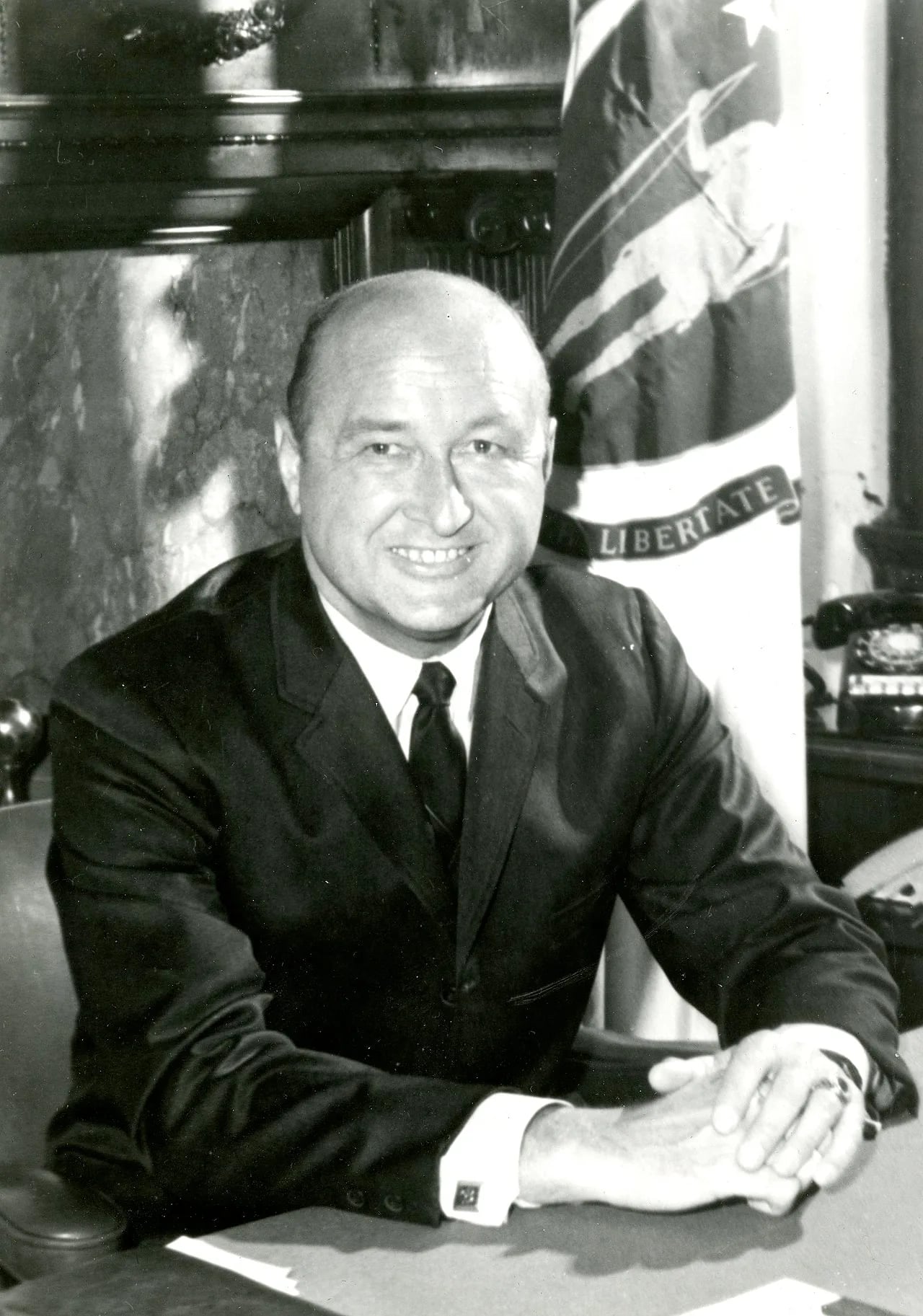 Porträt von Thaddeus M. Buczko (1926–2021) – Gedenkseite