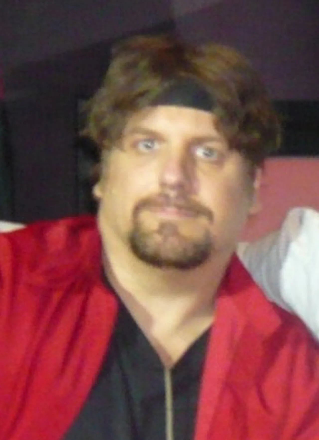 Portrait of The Amazing Johnathan (1958–2022) – memorial page