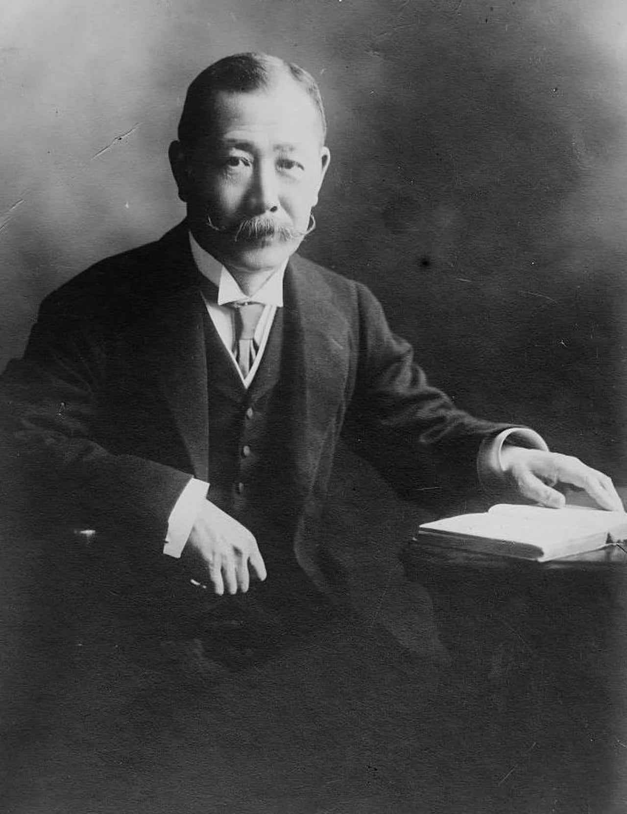 Portrait of Katsunosuke Inoue (1861–1929) – memorial page