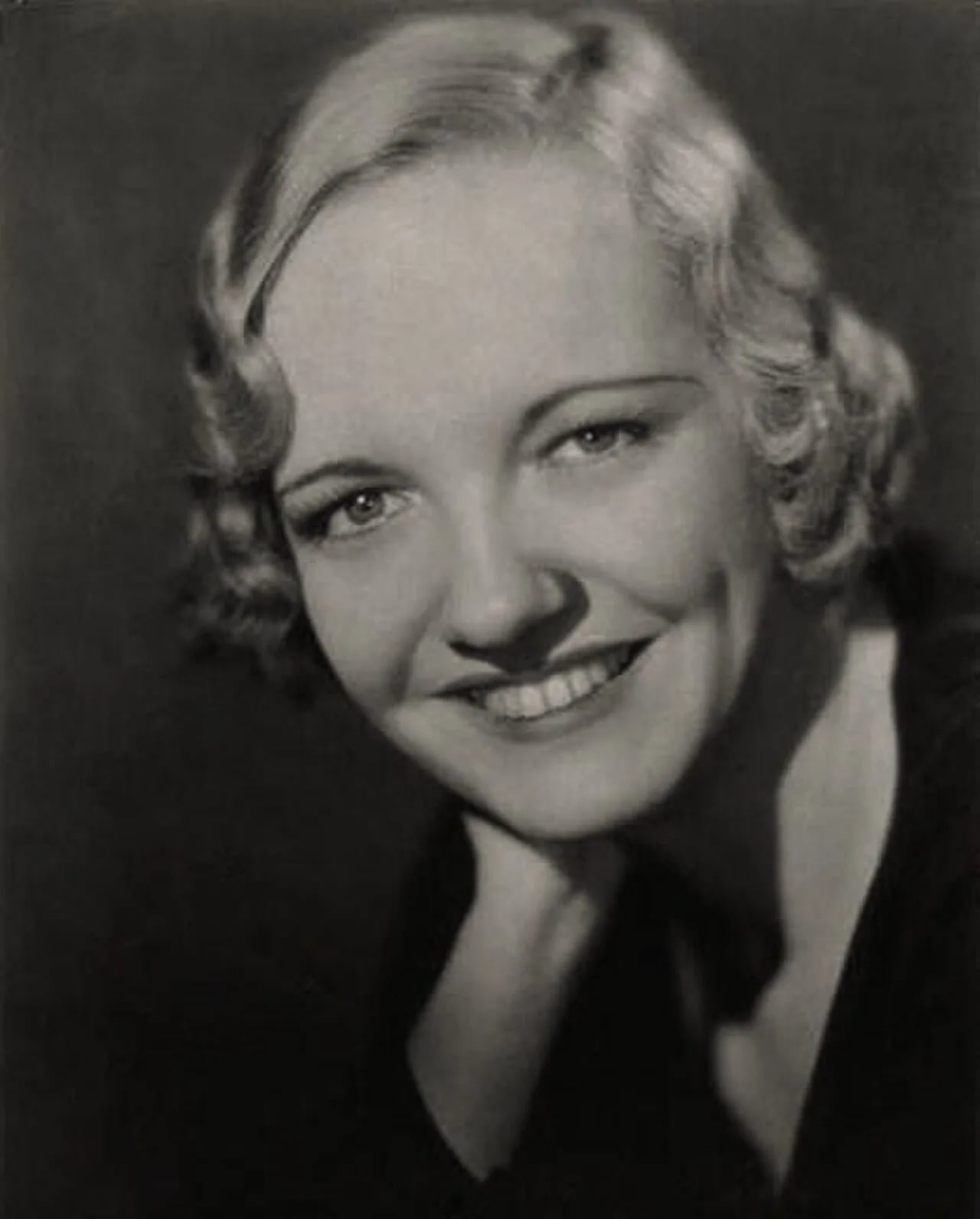 Porträt von Betty Garde (1905–1989) – Gedenkseite