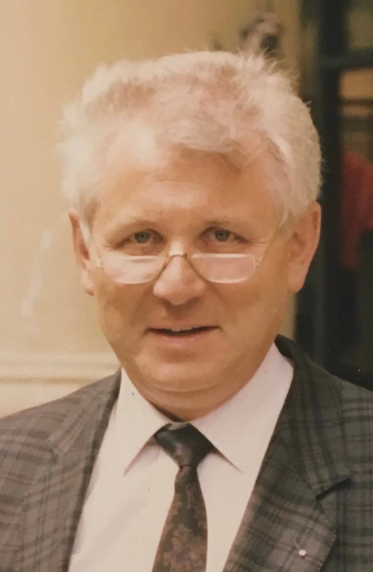 Portrait of Werner Krawietz (1933–2019) – memorial page