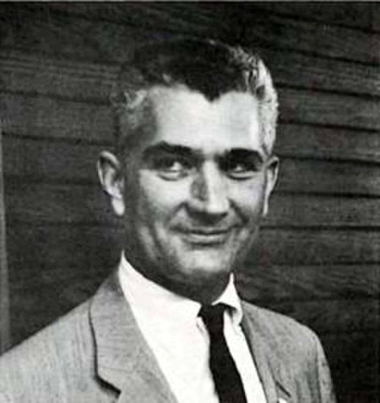 Porträt von Jens Risom (1916–2016) – Gedenkseite
