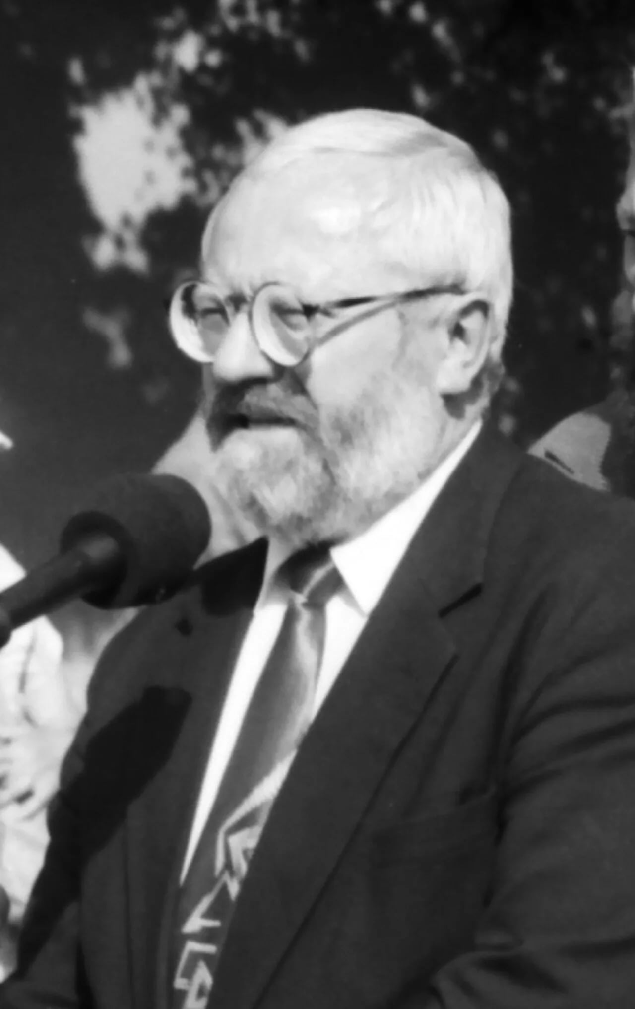 Portrait of Algirdas Pilvelis (1944–2016) – memorial page