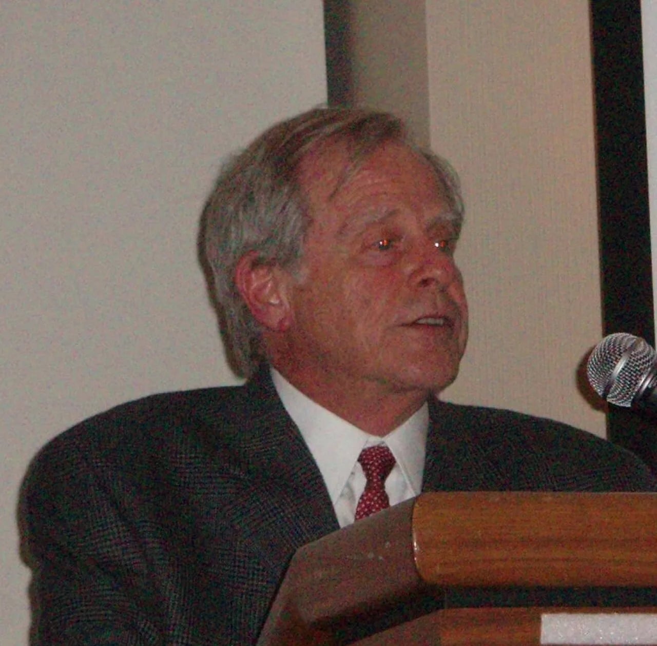 Portrait of Theodore J. Lowi (1931–2017) – memorial page