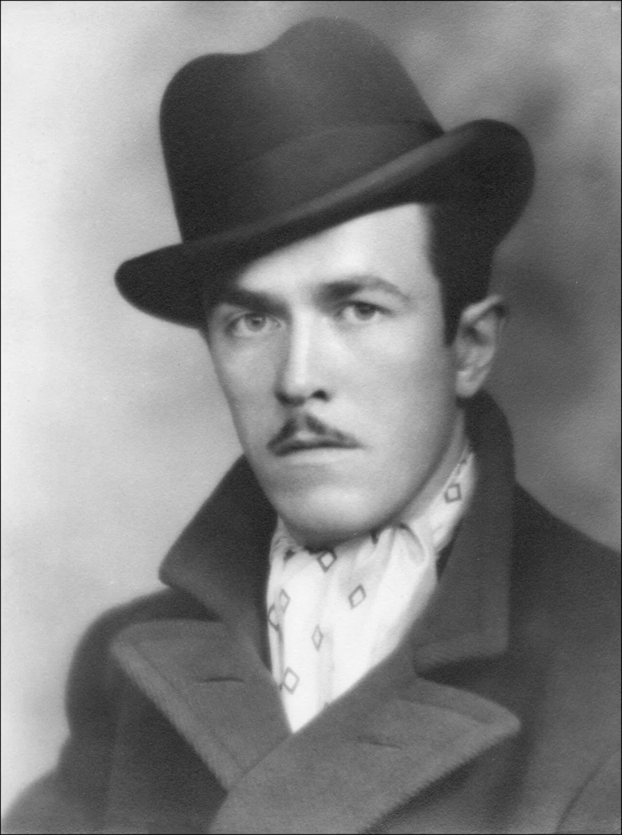 Portrait of Theodore Wells Pietsch II (1912–1993) – memorial page