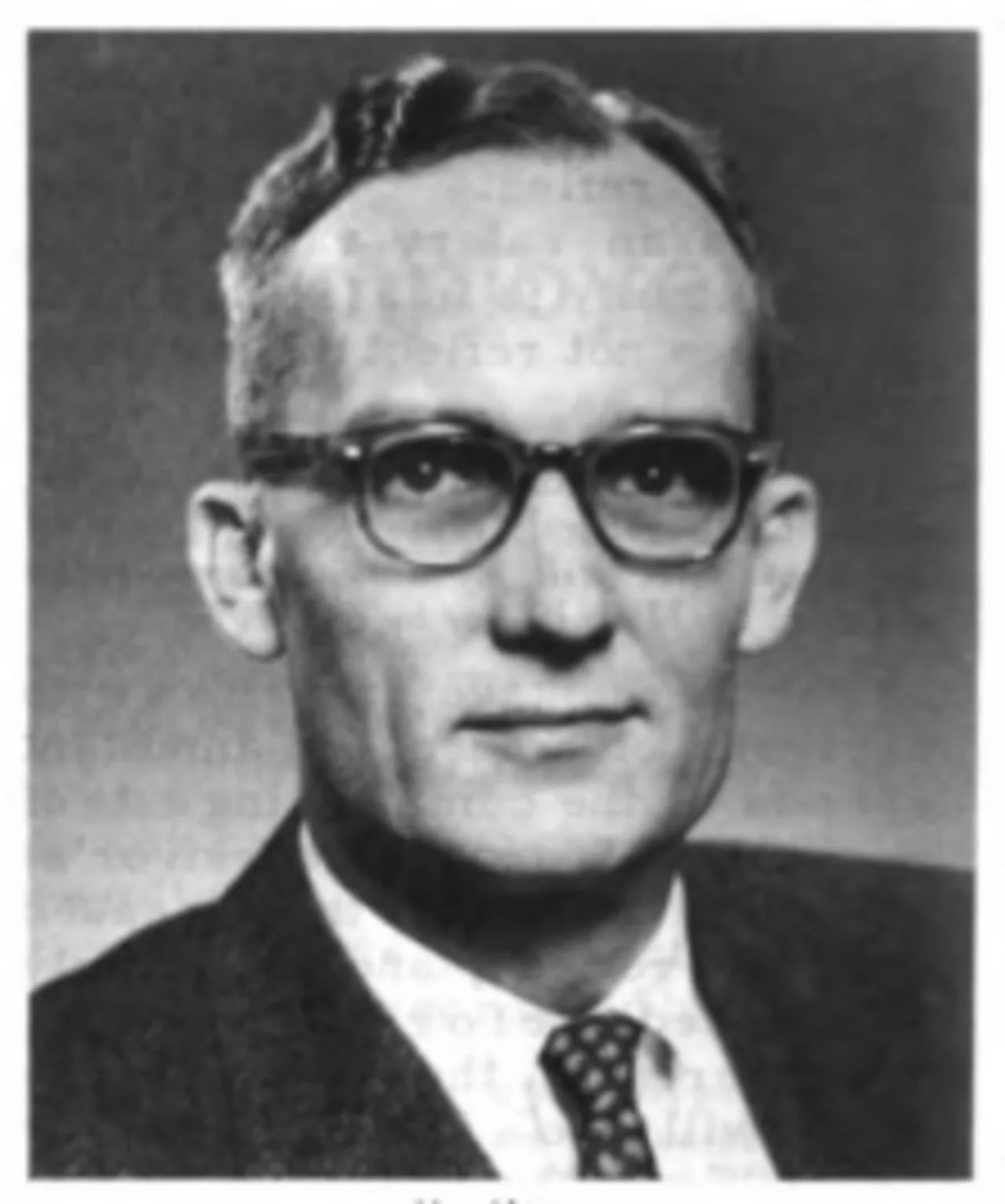 Portrait of Thomas C. Mann (1912–1999) – memorial page