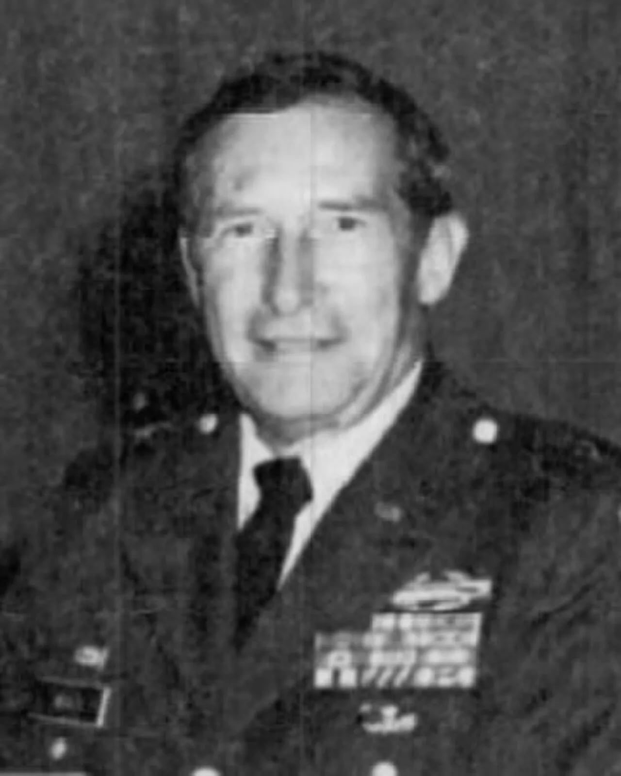 Portrait of Thomas F. Healy (1931–2004) – memorial page
