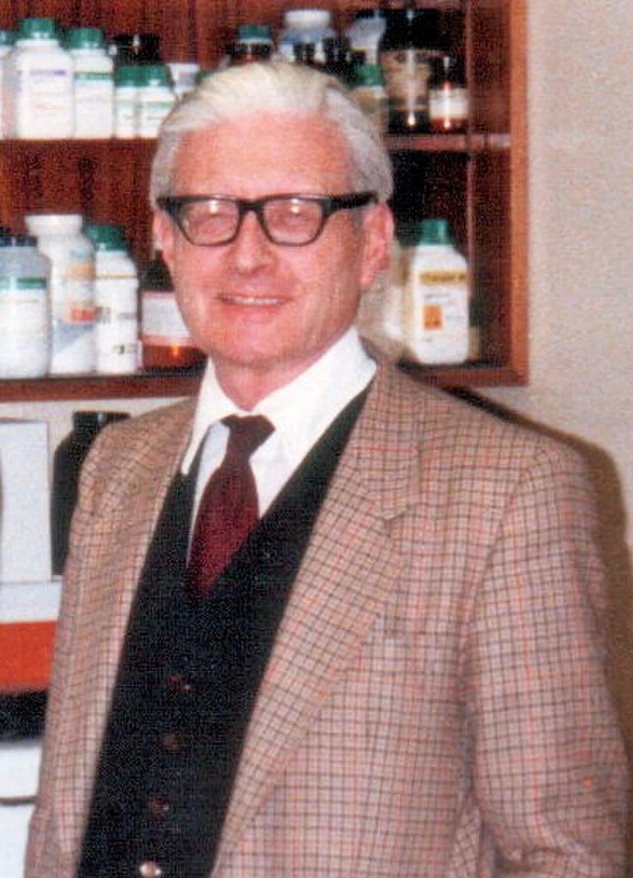 Porträt von Thomas Henry Flewett (1922–2006) – Gedenkseite