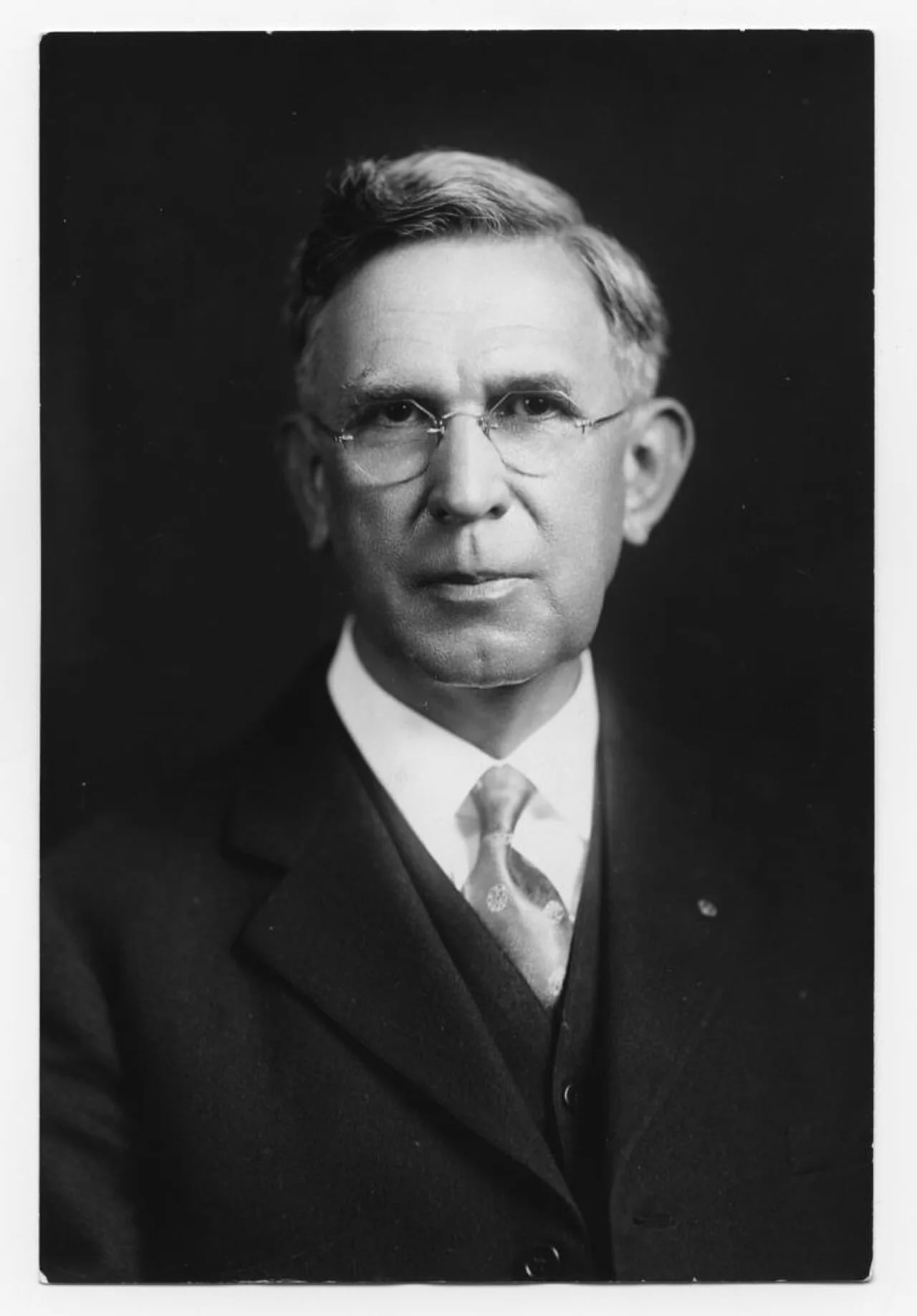 Porträt von Thomas Martin Kennerly (1874–1962) – Gedenkseite