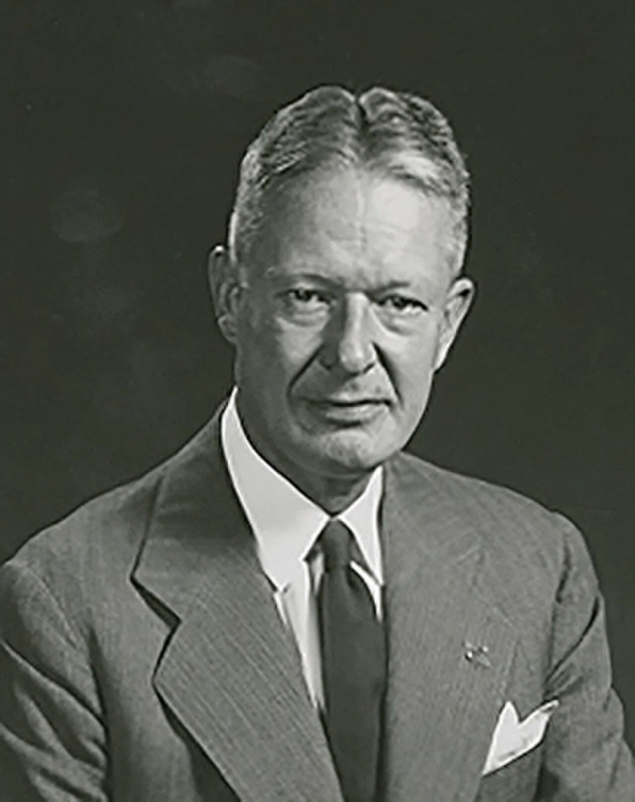 Portrait of Thomas Turlay Mackie (1895–1955) – memorial page
