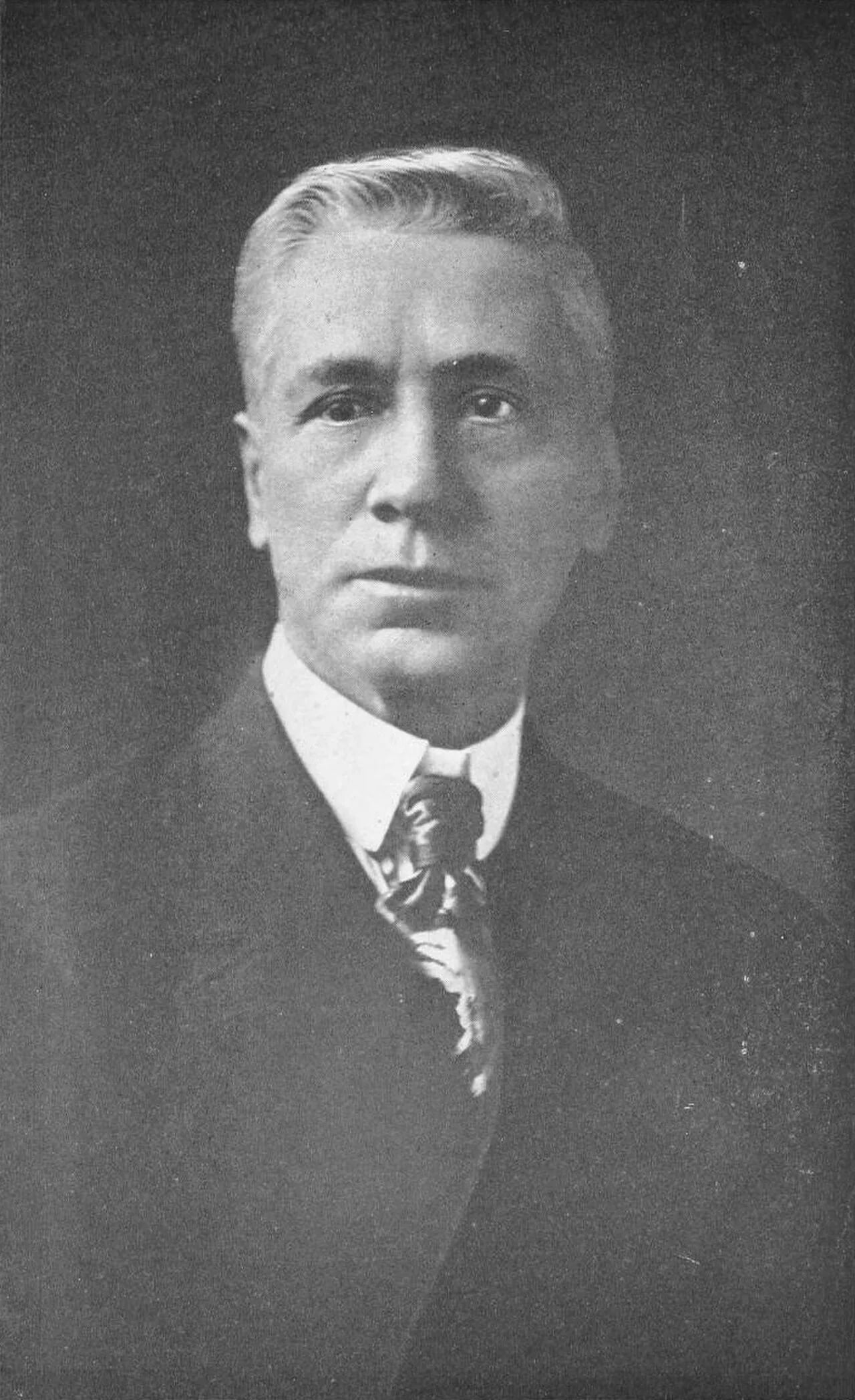Portrait of Thomas William Herringshaw (1858–1927) – memorial page