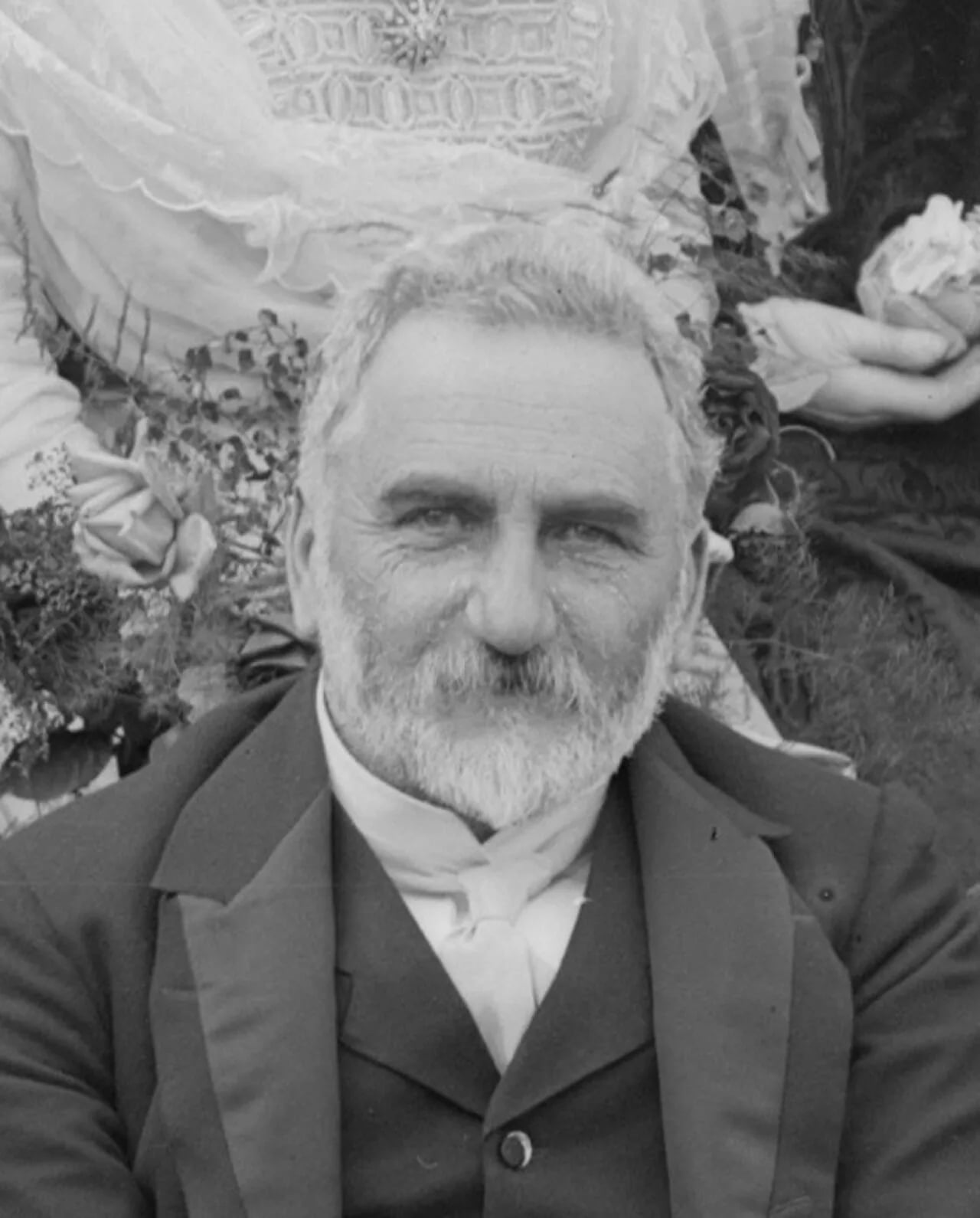 Portrait of Thomas William Hislop (1850–1925) – memorial page