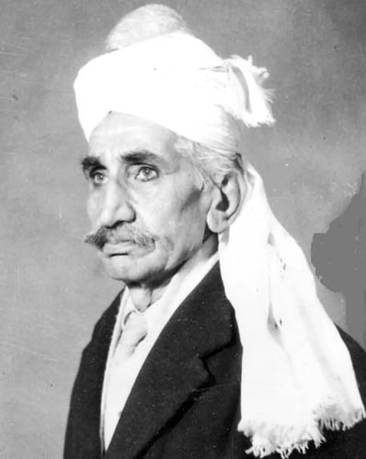 Portrait of Tilok Chand Mehroom (1887–1966) – memorial page