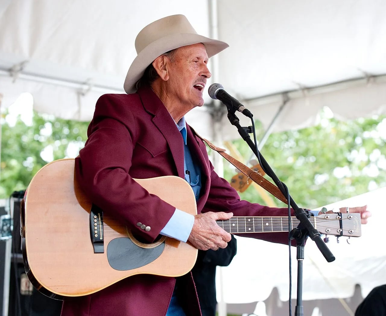 Portrait of Jimmy C. Newman (1927–2014) – memorial page