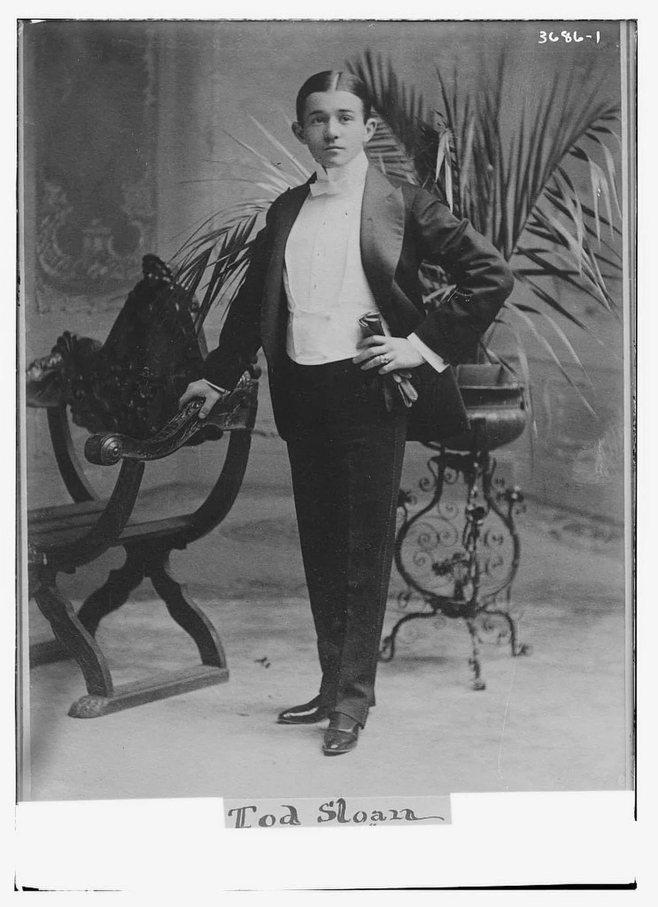 Portrait of Tod Sloan (1874–1933) – memorial page