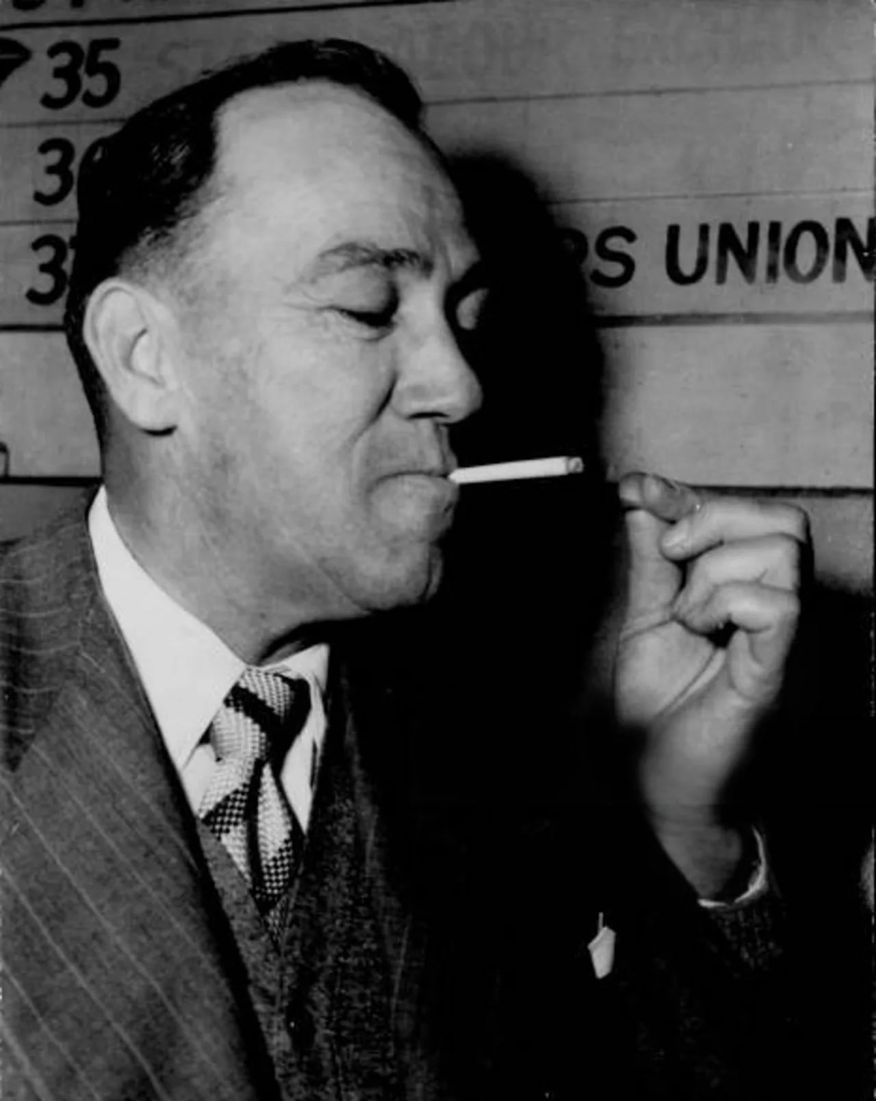 Porträt von Tom Dougherty (1902–1972) – Gedenkseite