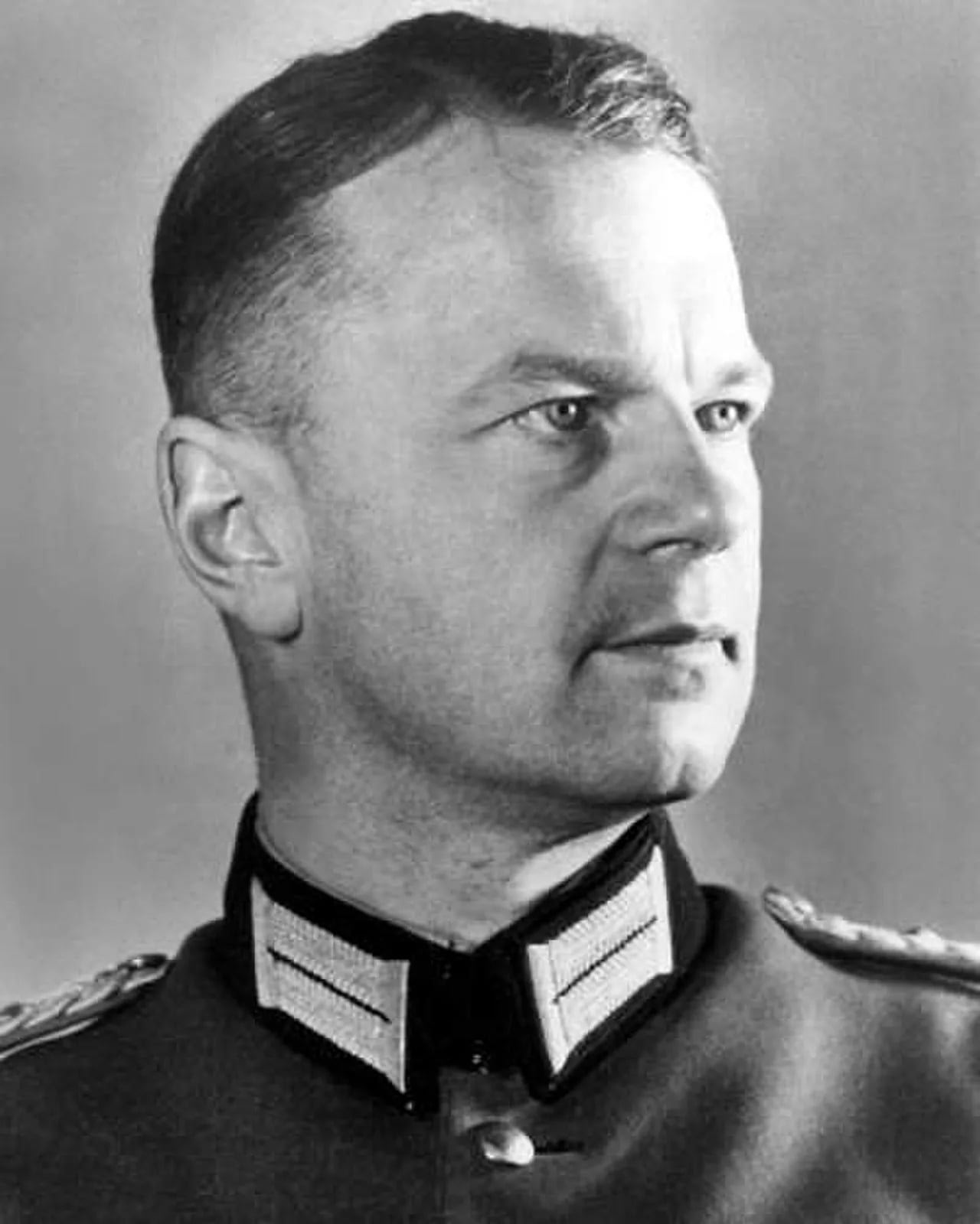 Portrait of Hasso von Boehmer (1904–1945) – memorial page