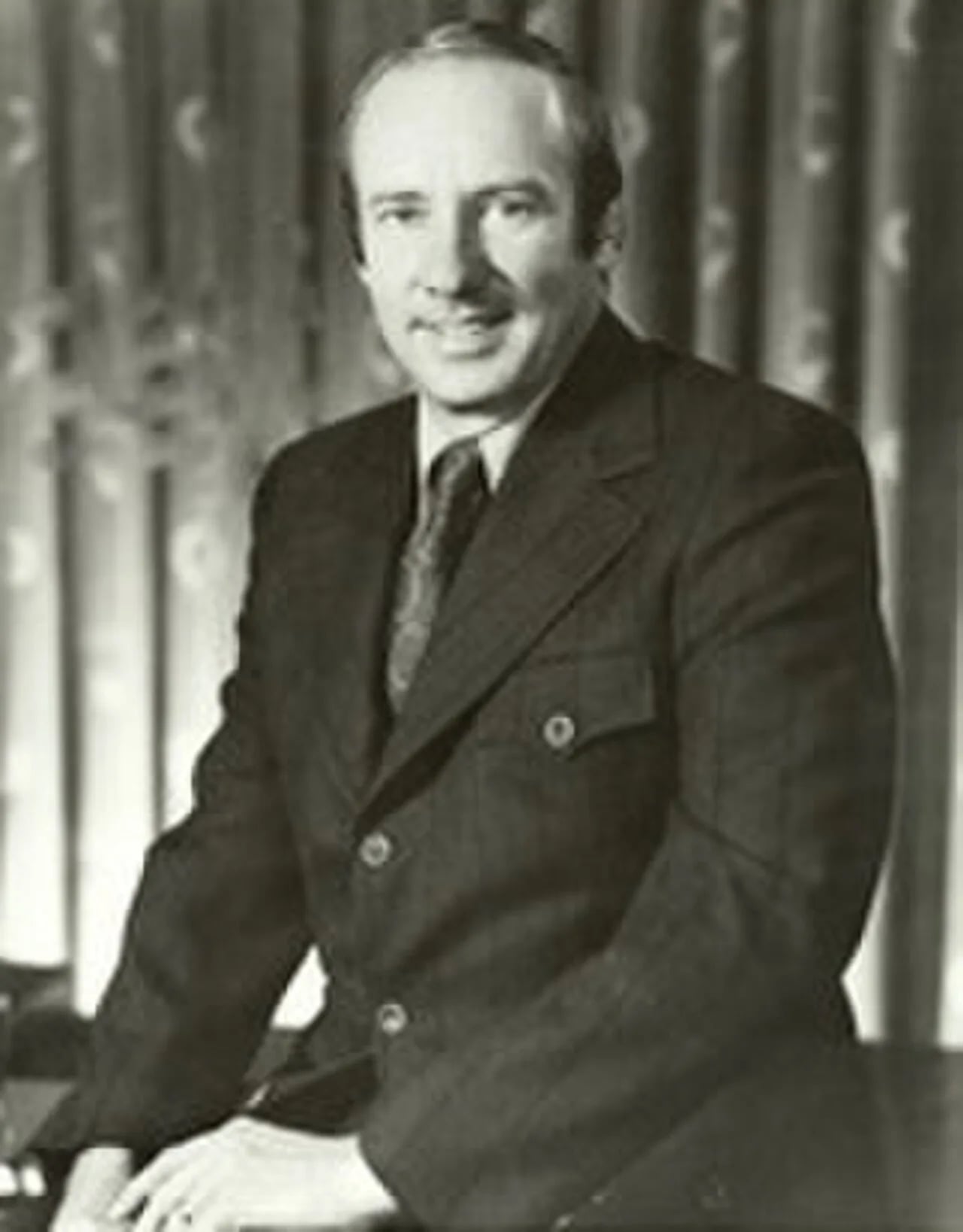 Portrait of Tom Railsback (1932–2020) – memorial page