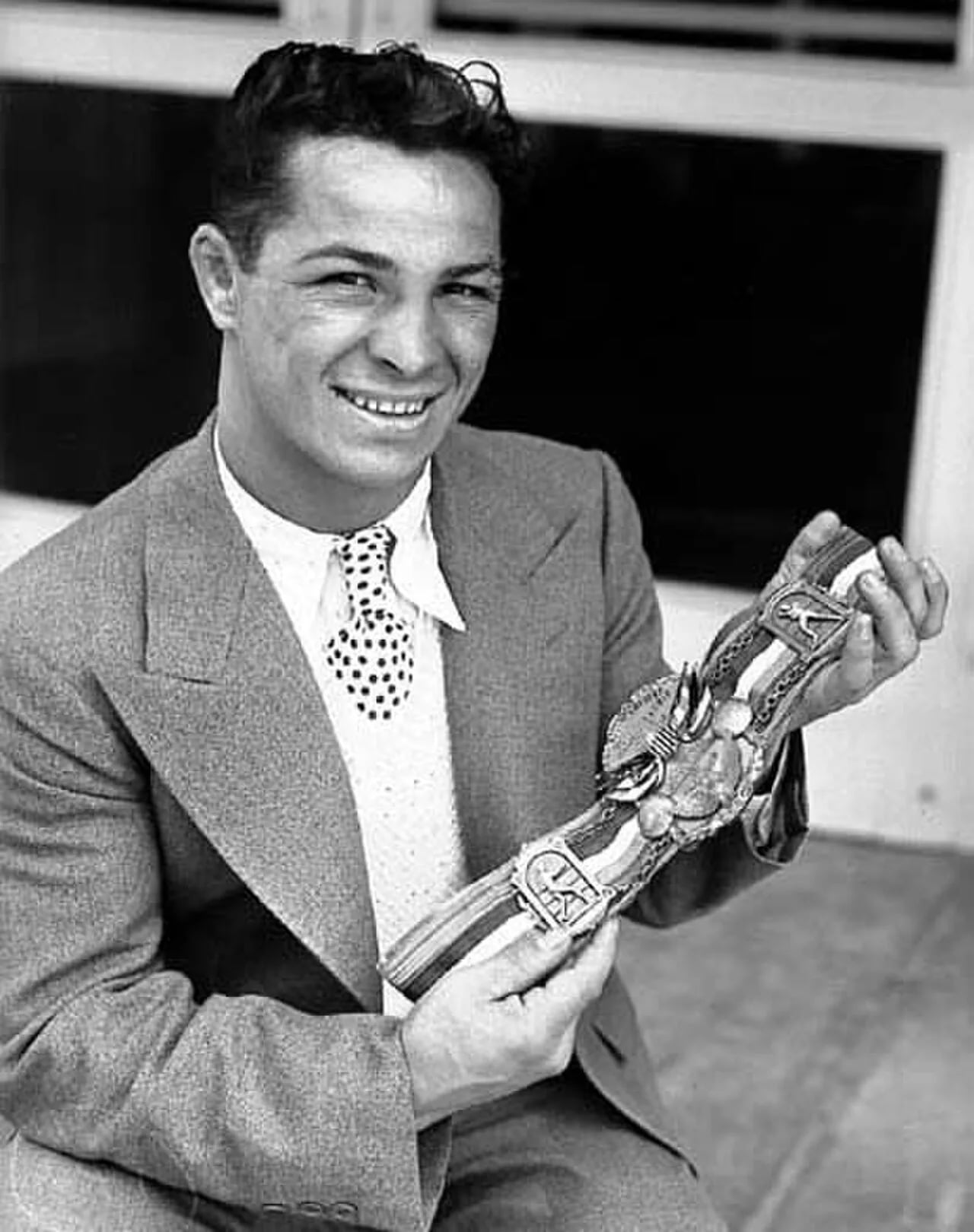 Portrait of Tommy Paul (1909–1991) – memorial page