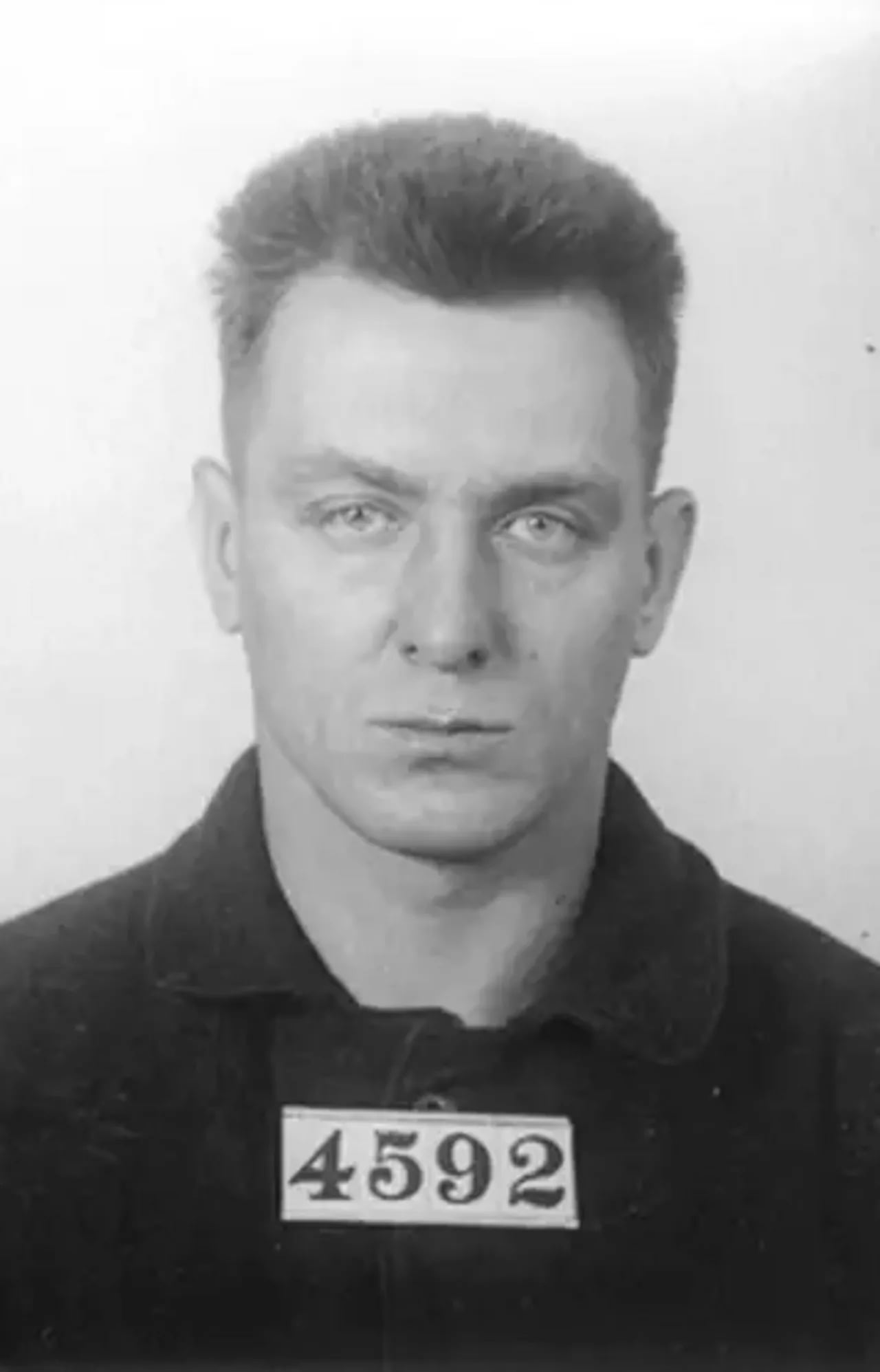Portrait of Tony Chebatoris (1899–1938) – memorial page