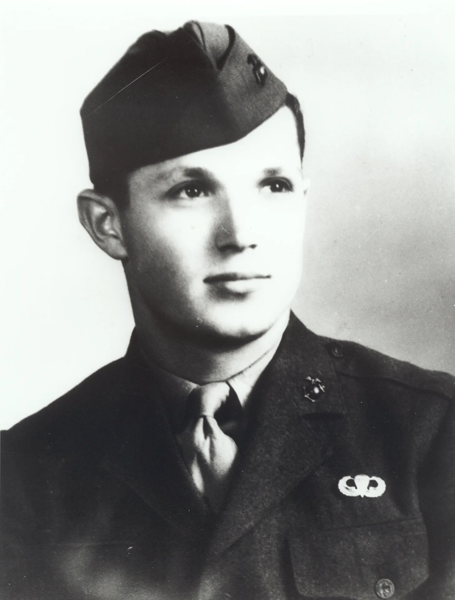 Portrait of Tony Stein (1921–1945) – memorial page