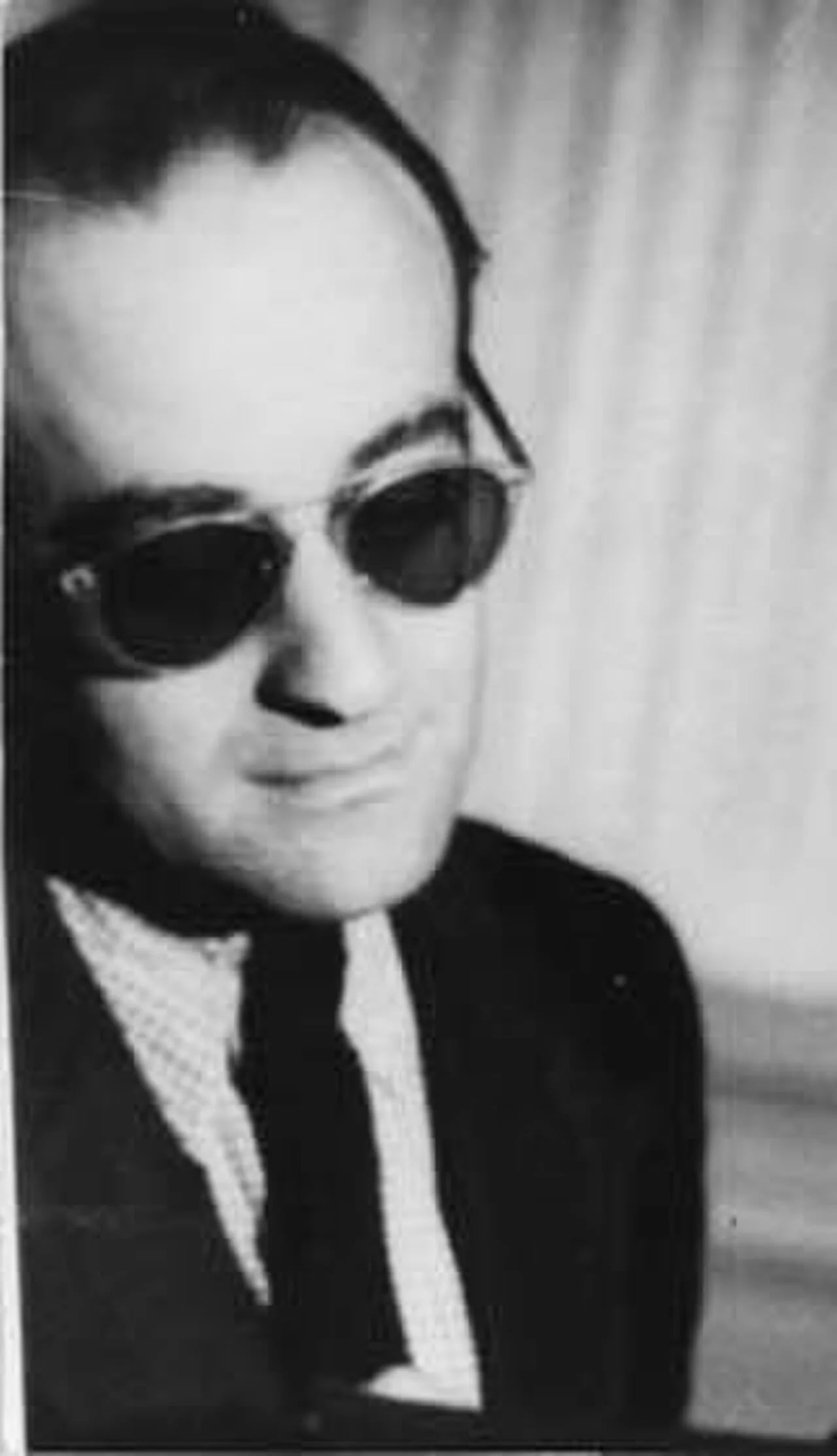 Portrait of Luis Saslavsky (1903–1995) – memorial page
