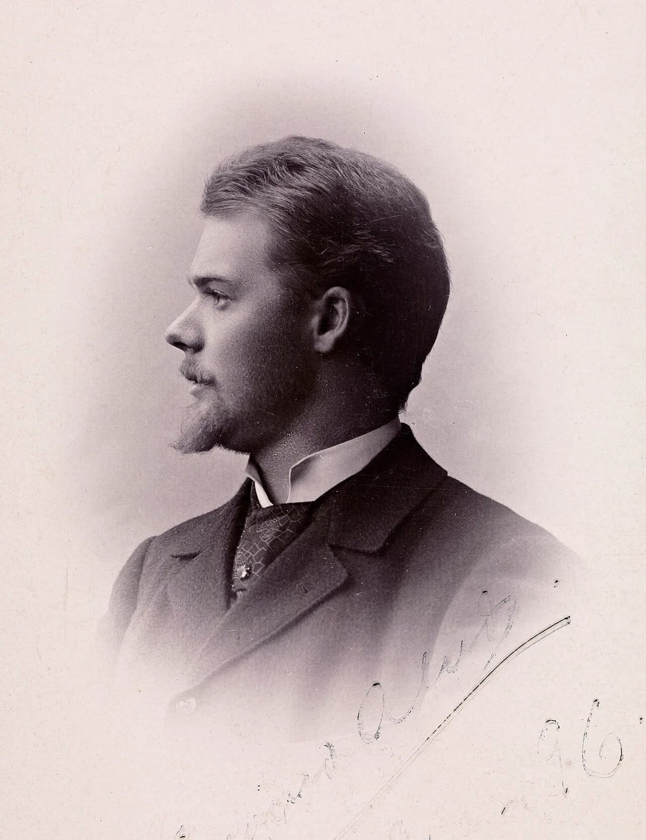 Porträt von Eyvind Alnæs (1872–1932) – Gedenkseite