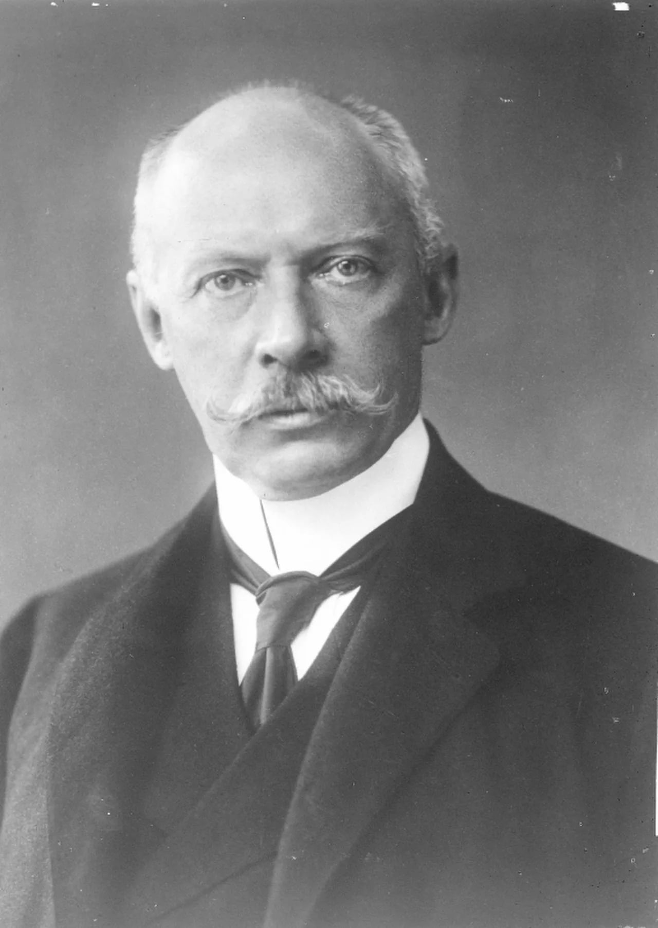 Portrait of Max Wladimir von Beck (1854–1943) – memorial page