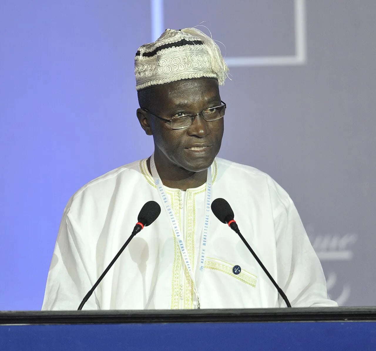 Porträt von Usman Boie Kamara (1949–2020) – Gedenkseite
